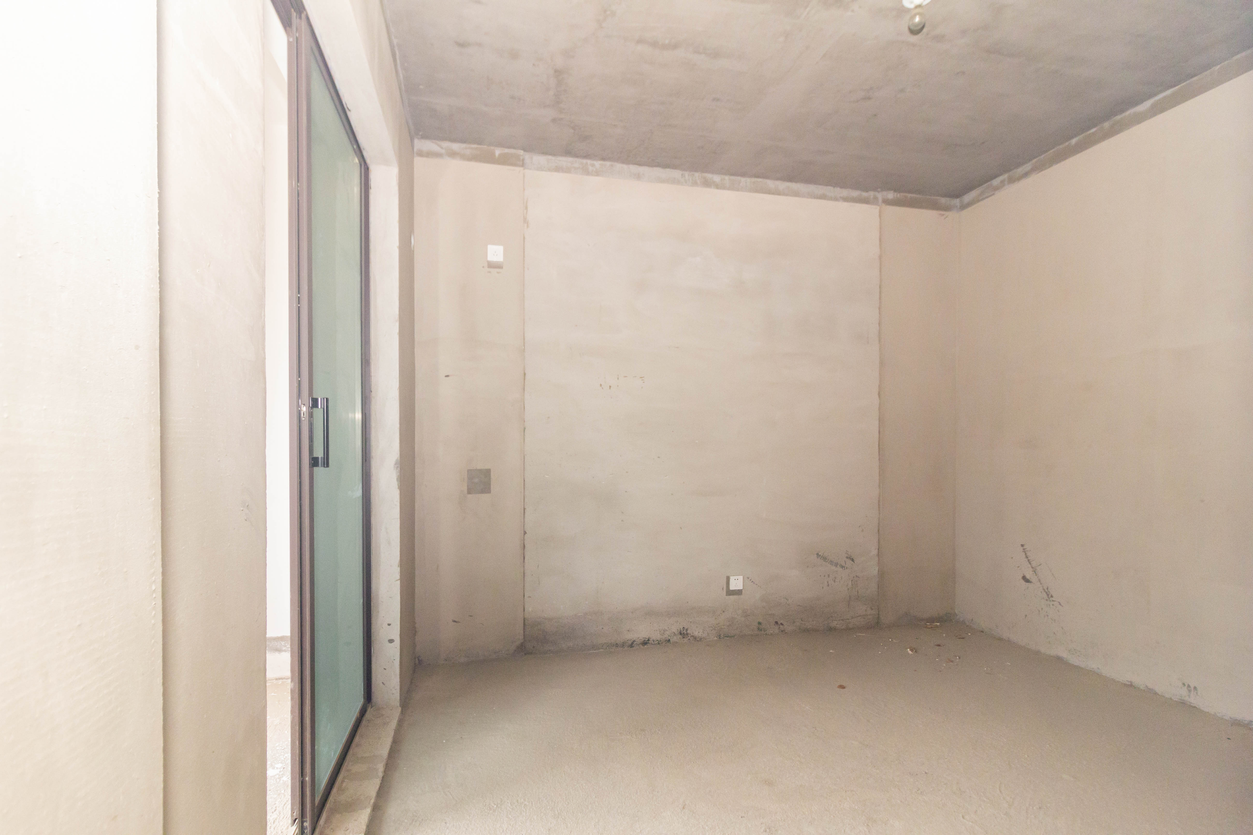 中交中央公园D3区 5室2厅4卫 365.0万 中交中央公园D3区 5室2厅4卫 365.0万卧室