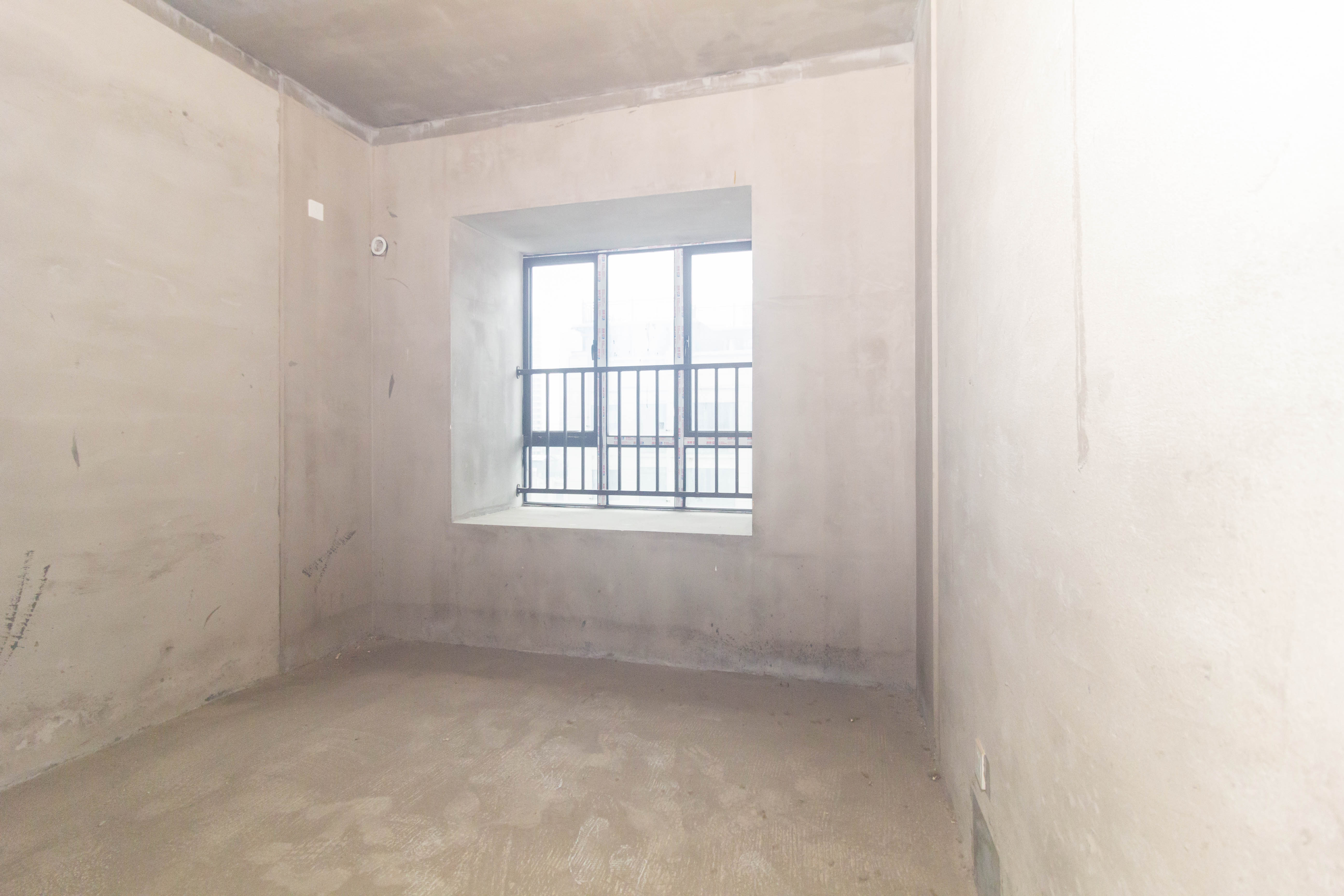 中交中央公园D3区 5室2厅4卫 365.0万 中交中央公园D3区 5室2厅4卫 365.0万卧室