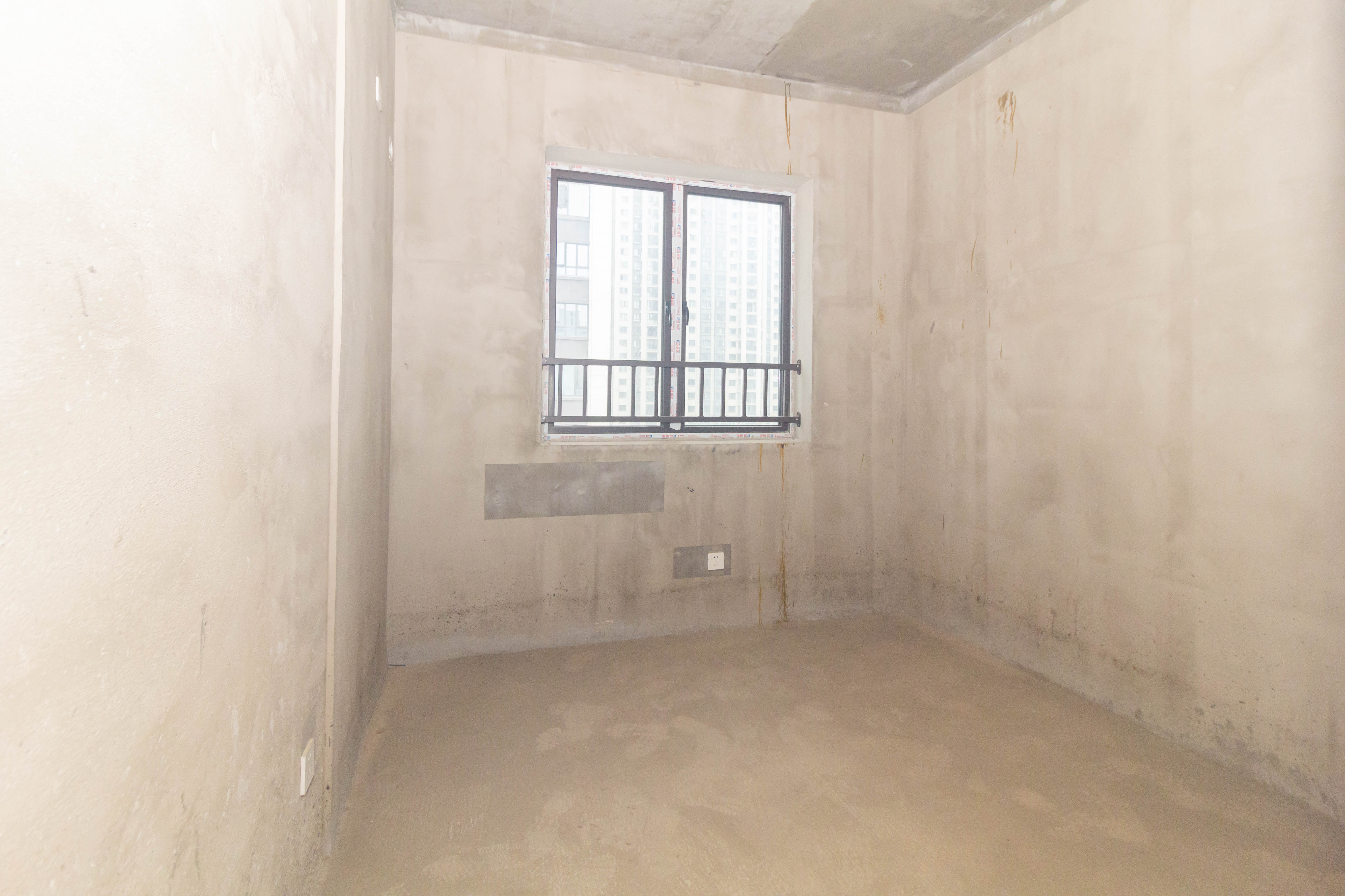 中交中央公园D3区 5室2厅4卫 365.0万 中交中央公园D3区 5室2厅4卫 365.0万卧室