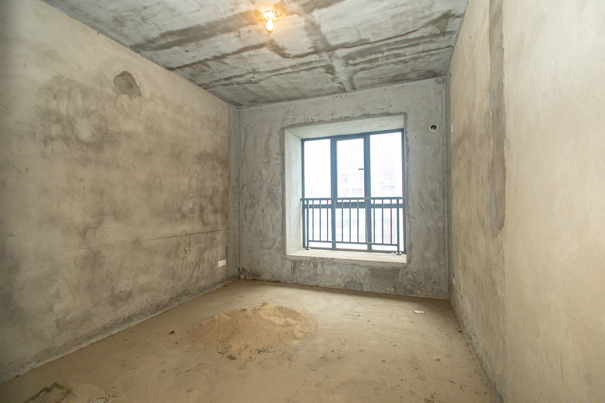 星电恬园  4室2厅2卫    96.0万 星电恬园  4室2厅2卫    96.0万卧室