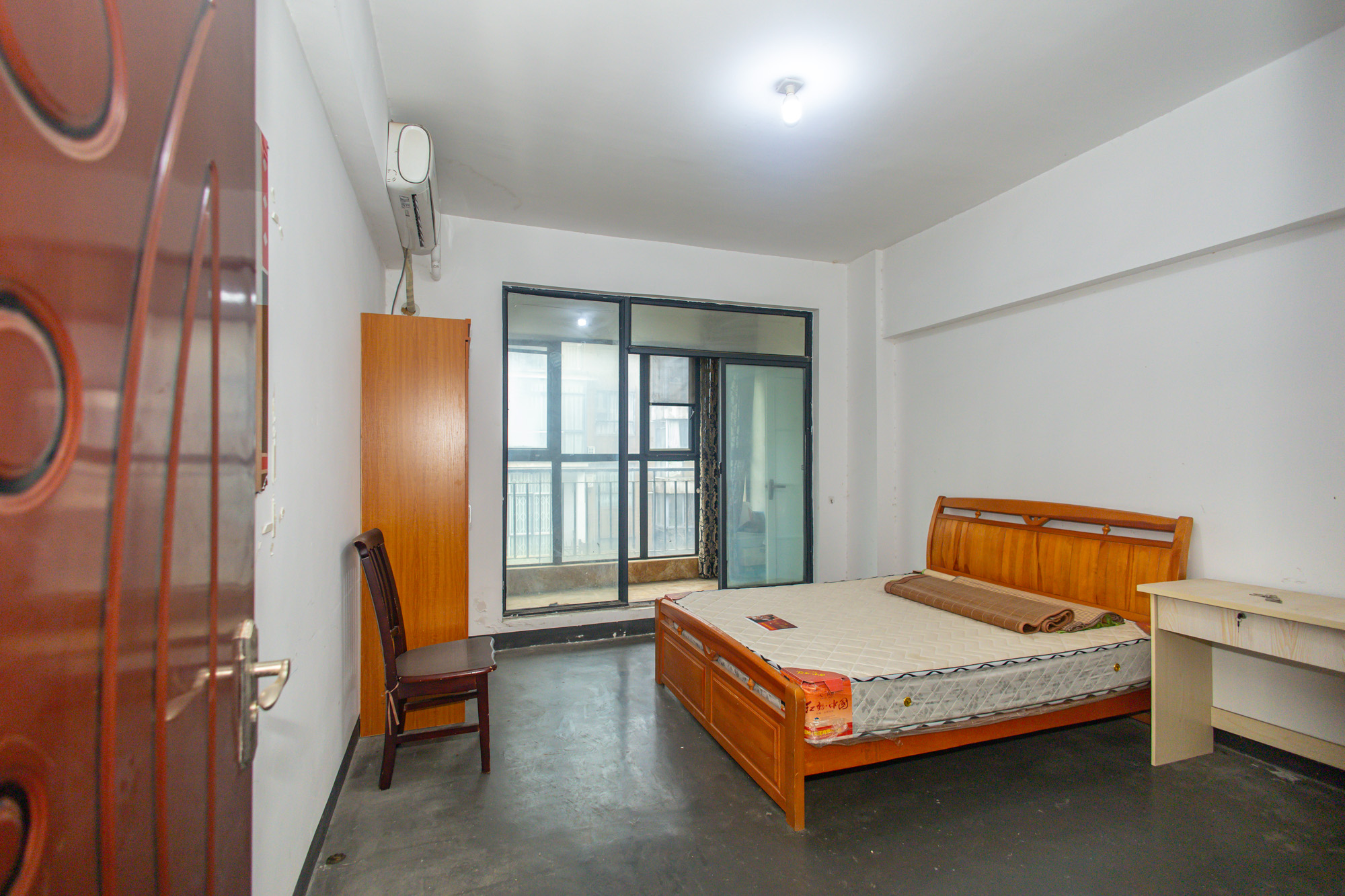 美林水郡  4室2厅2卫    120.0万 美林水郡  4室2厅2卫    120.0万卧室