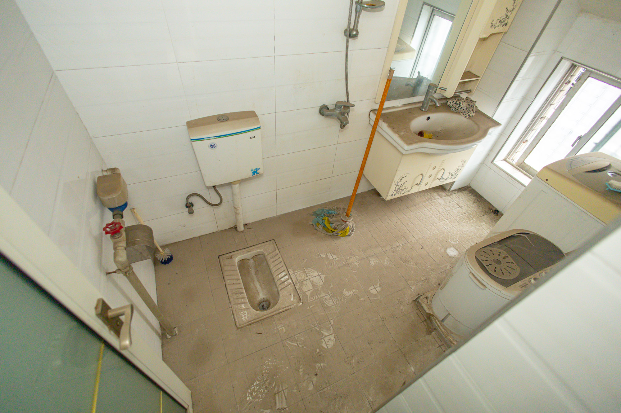 湘绣城  2室2厅1卫    25.0万 湘绣城  2室2厅1卫    25.0万卫生间