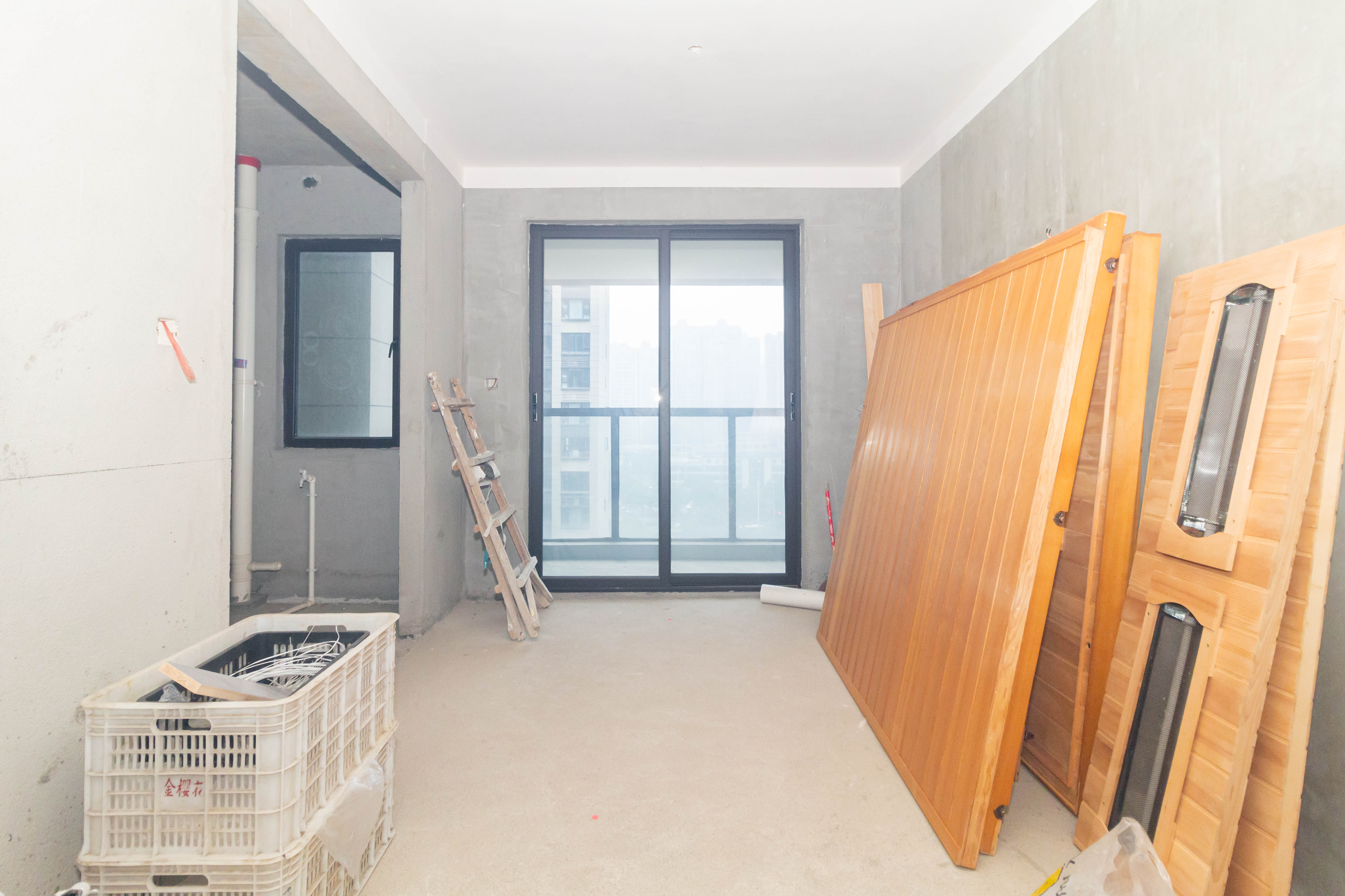 南益名士豪庭 4室2厅2卫 140.0万 南益名士豪庭 4室2厅2卫 140.0万客厅