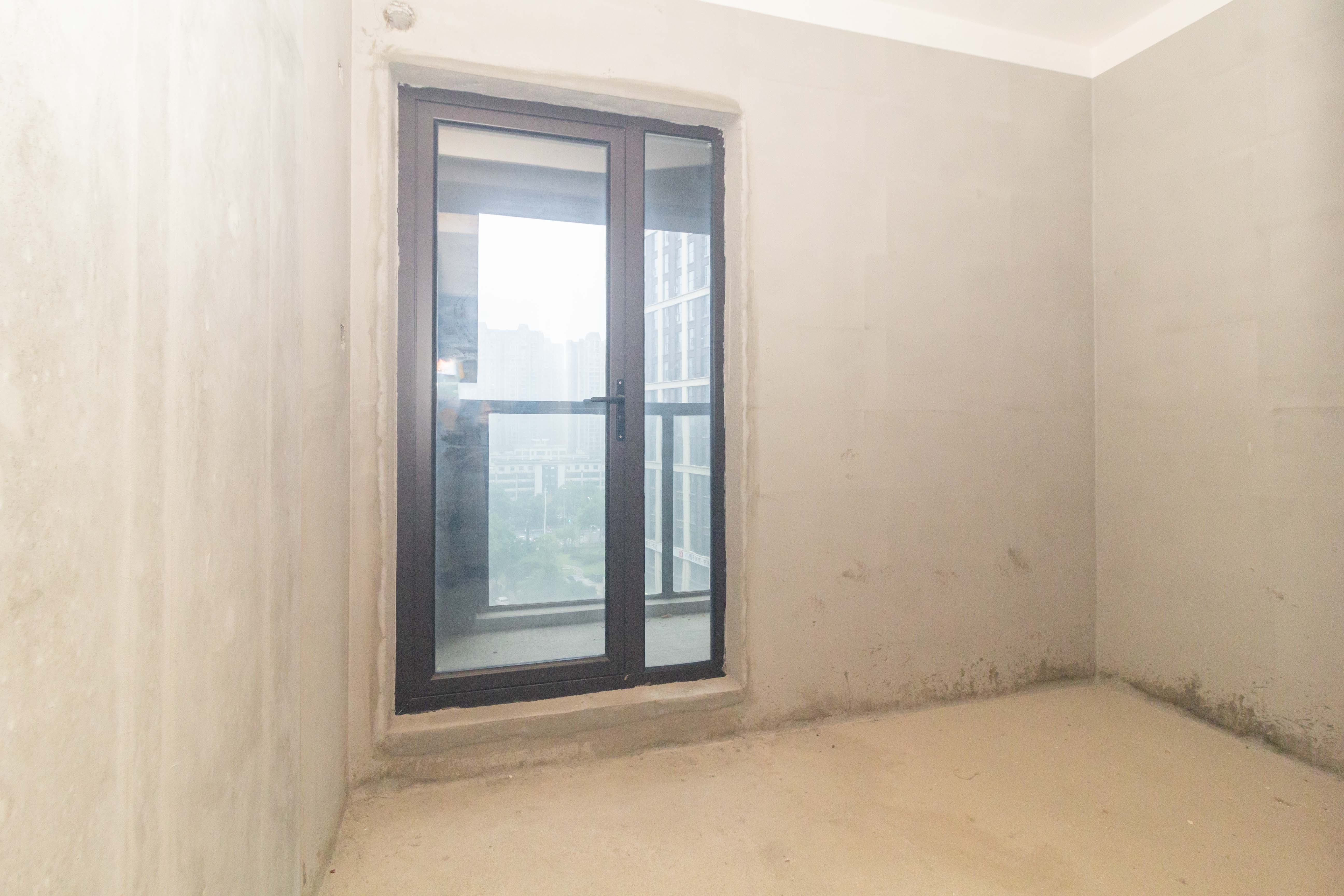 南益名士豪庭 4室2厅2卫 140.0万 南益名士豪庭 4室2厅2卫 140.0万卧室