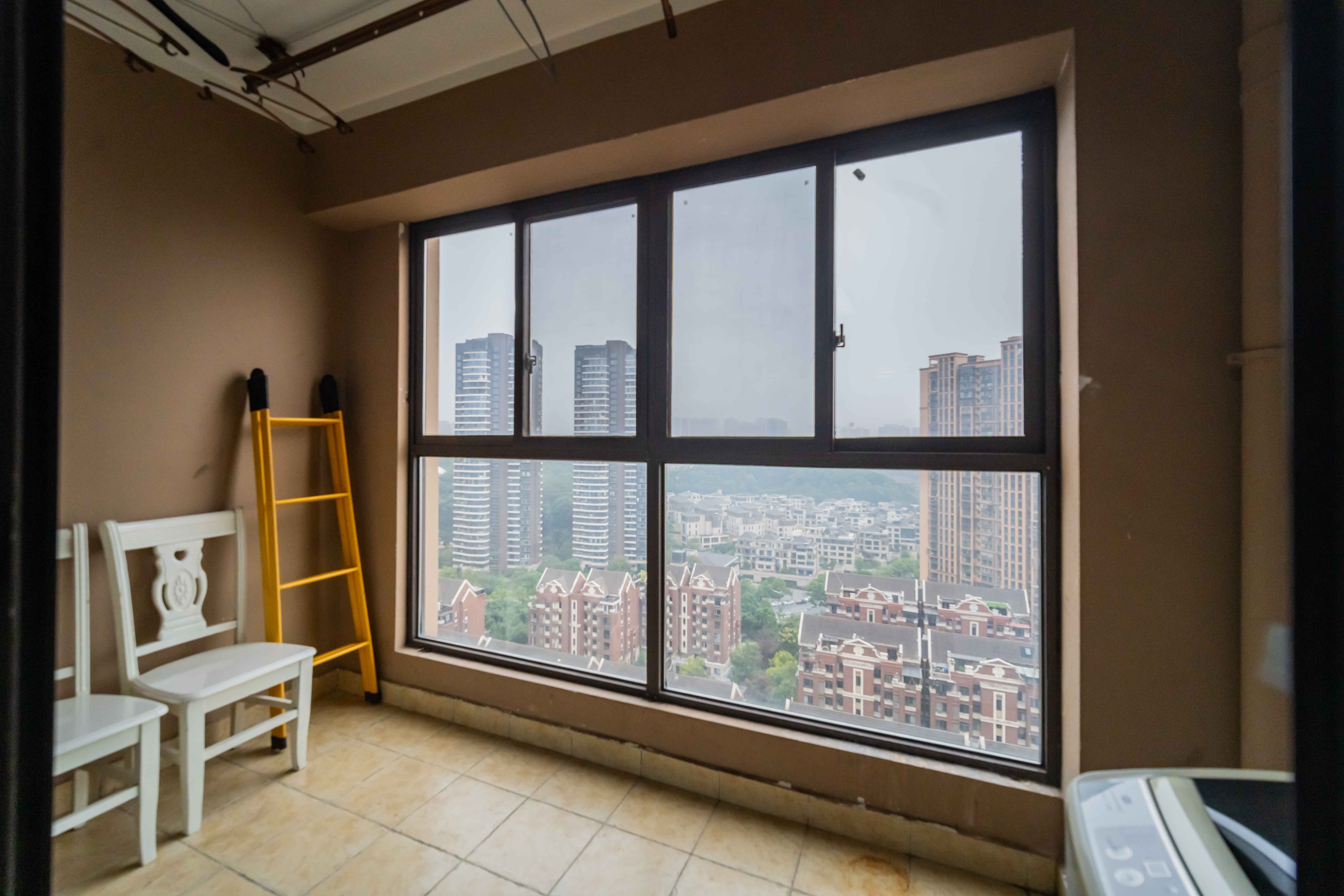 旭辉国际广场(永升商业广场) 3室2厅2卫 108.0万 旭辉国际广场(永升商业广场) 3室2厅2卫 108.0万卫生间