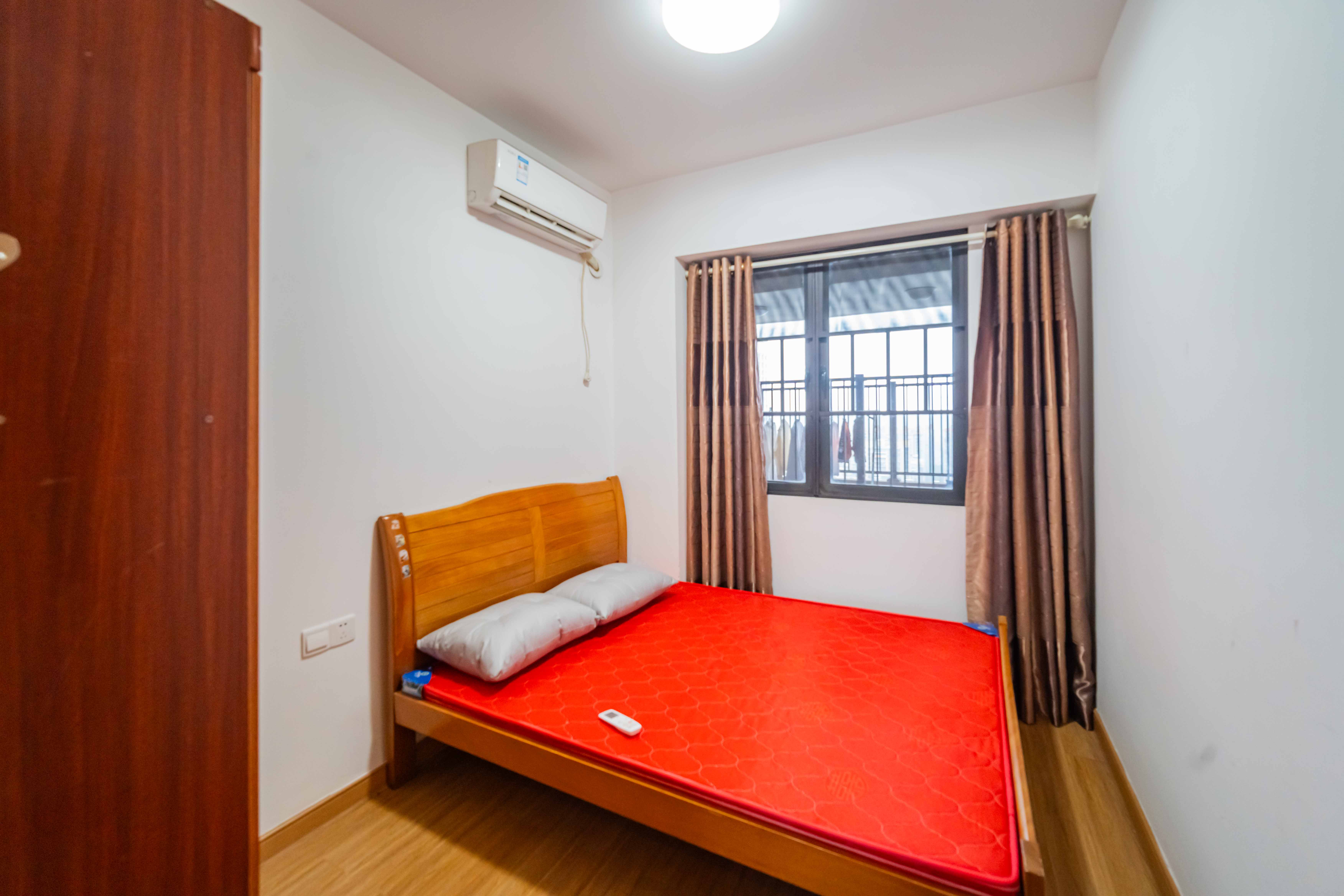 旭辉国际广场(永升商业广场) 3室2厅2卫 108.0万 旭辉国际广场(永升商业广场) 3室2厅2卫 108.0万卧室