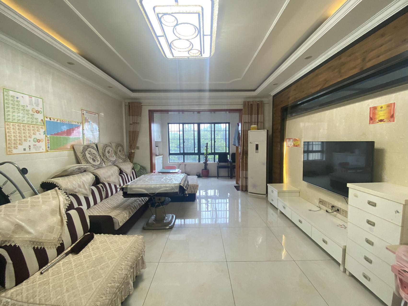 百江花园 3室2厅2卫 60.0万 百江花园 3室2厅2卫 60.0万室内图