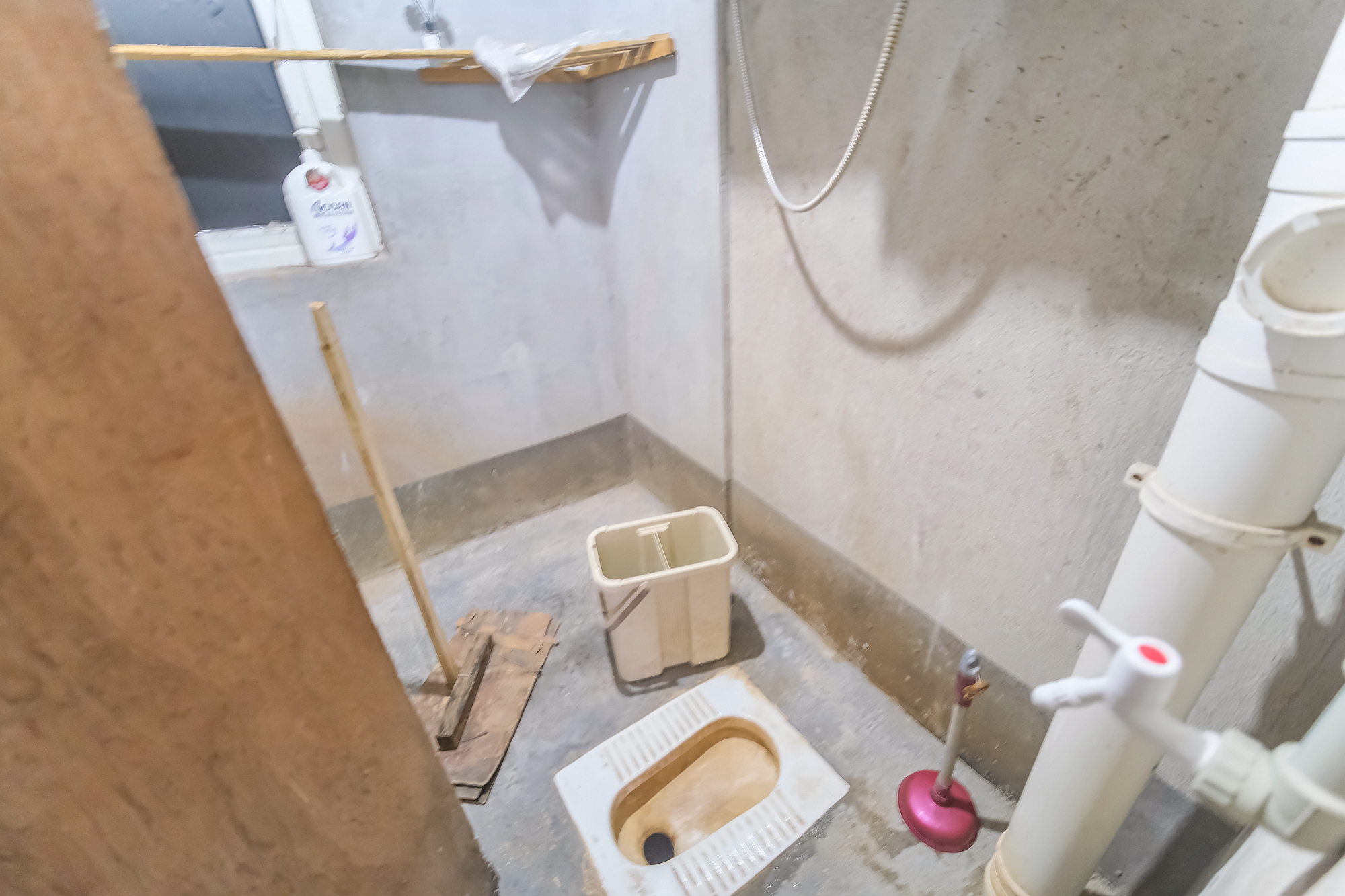 荣盛花语城  3室2厅2卫    78.0万 荣盛花语城  3室2厅2卫    78.0万卫生间