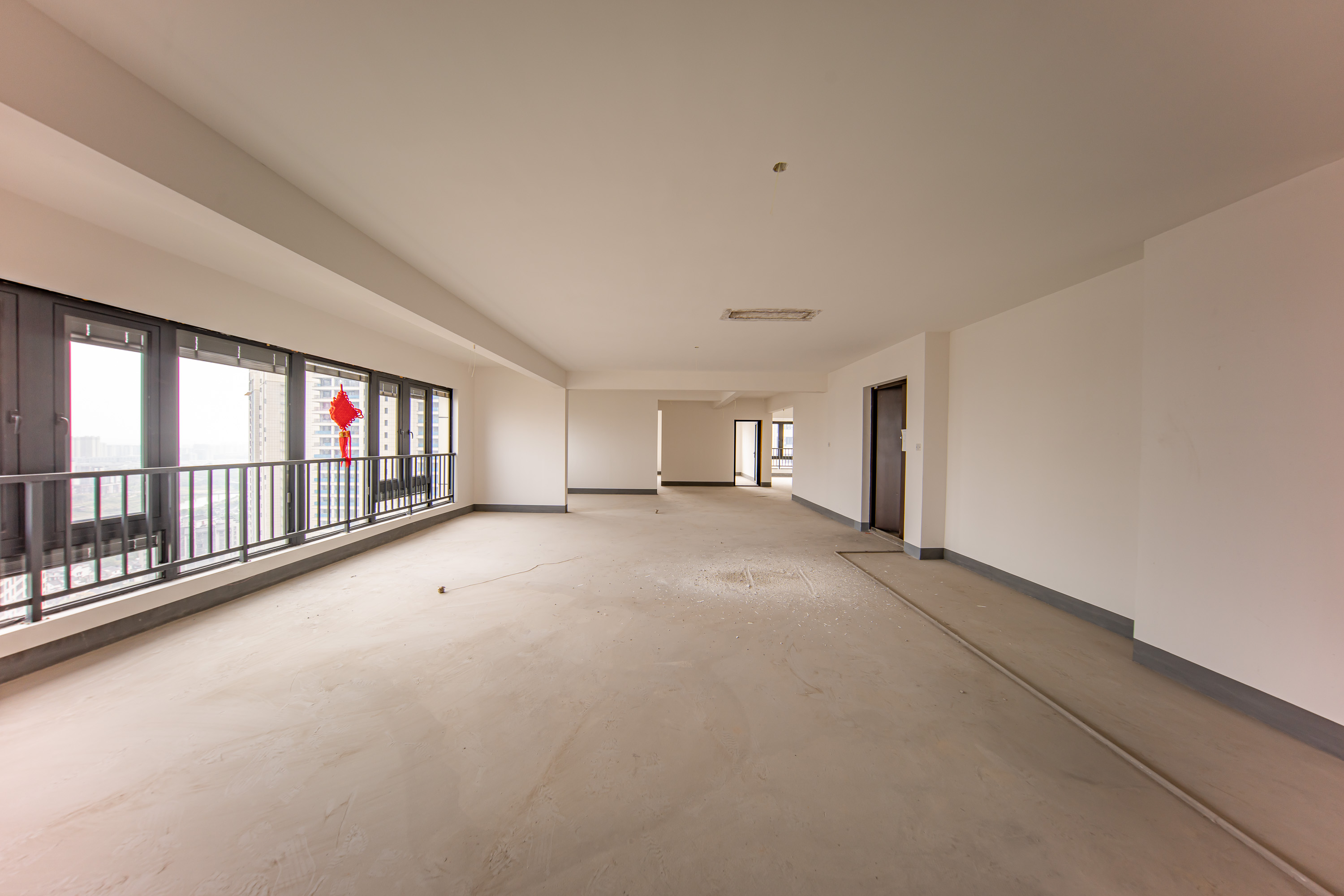 建投象山国际  5室2厅3卫   267.00万