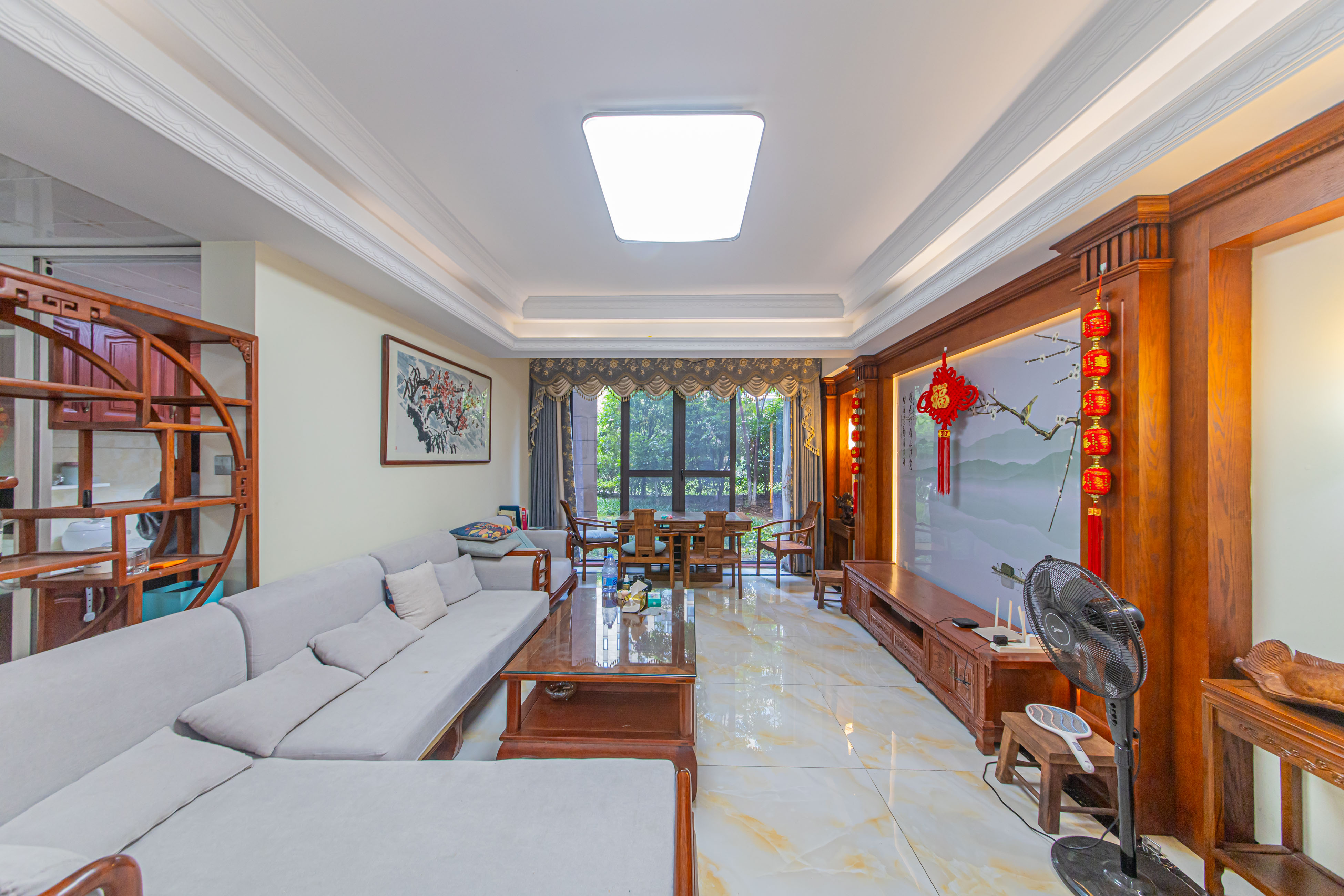 鑫远悦城(鑫远悦时代) 4室2厅2卫 127.0万 鑫远悦城(鑫远悦时代) 4室2厅2卫 127.0万客厅