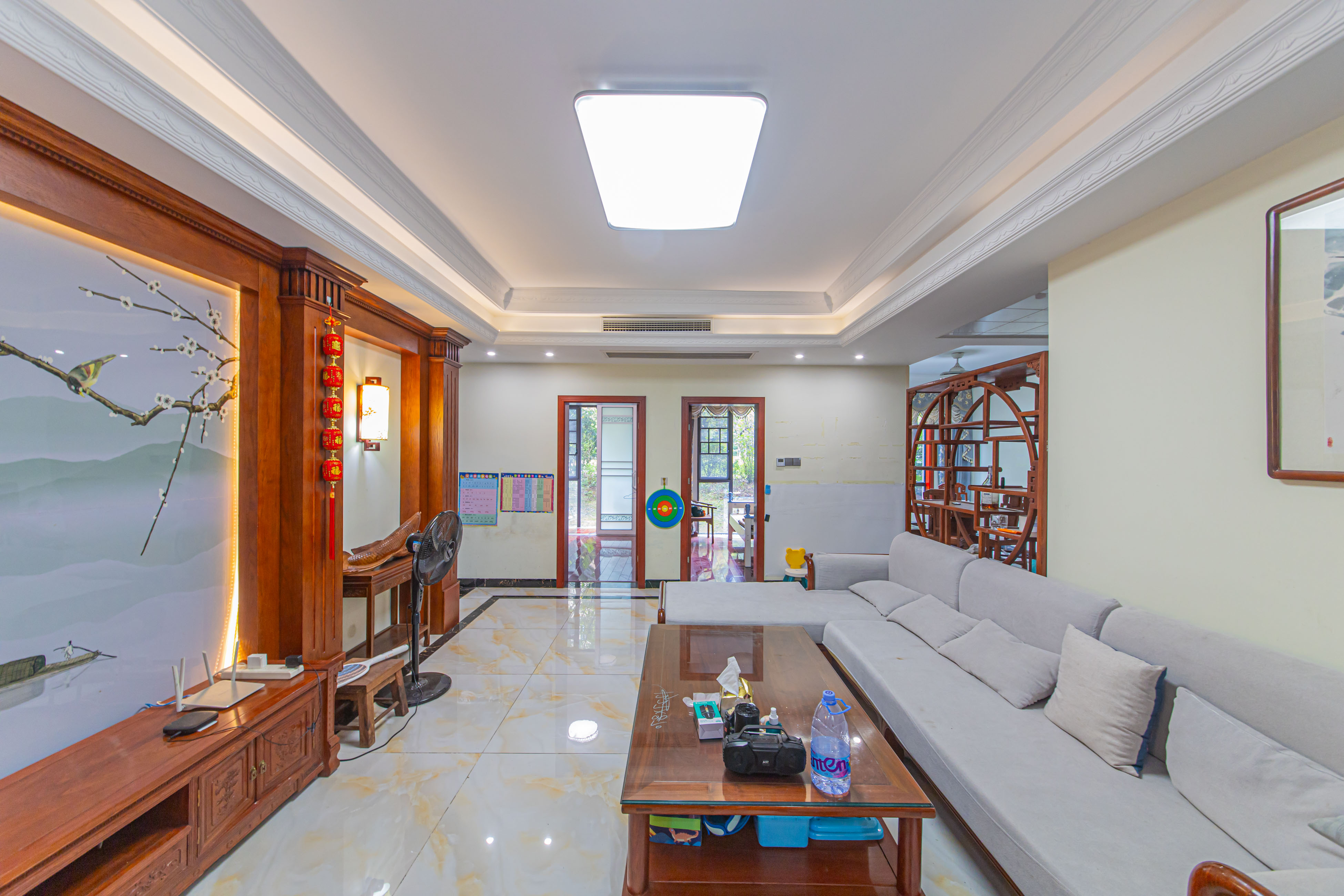 鑫远悦城(鑫远悦时代) 4室2厅2卫 127.0万 鑫远悦城(鑫远悦时代) 4室2厅2卫 127.0万客厅