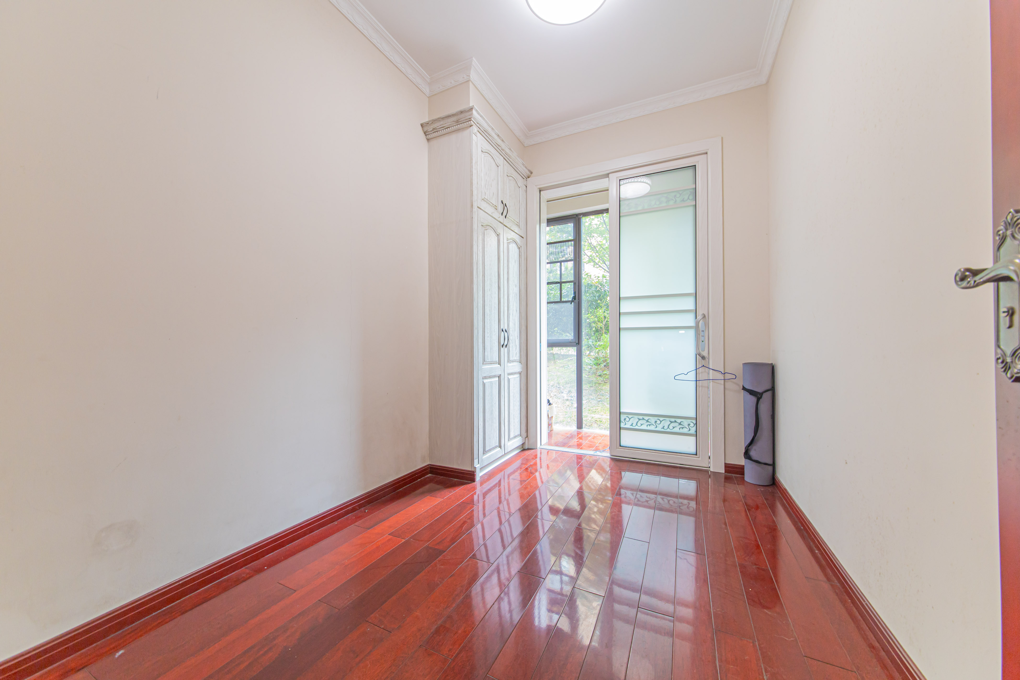 鑫远悦城(鑫远悦时代) 4室2厅2卫 127.0万 鑫远悦城(鑫远悦时代) 4室2厅2卫 127.0万卧室