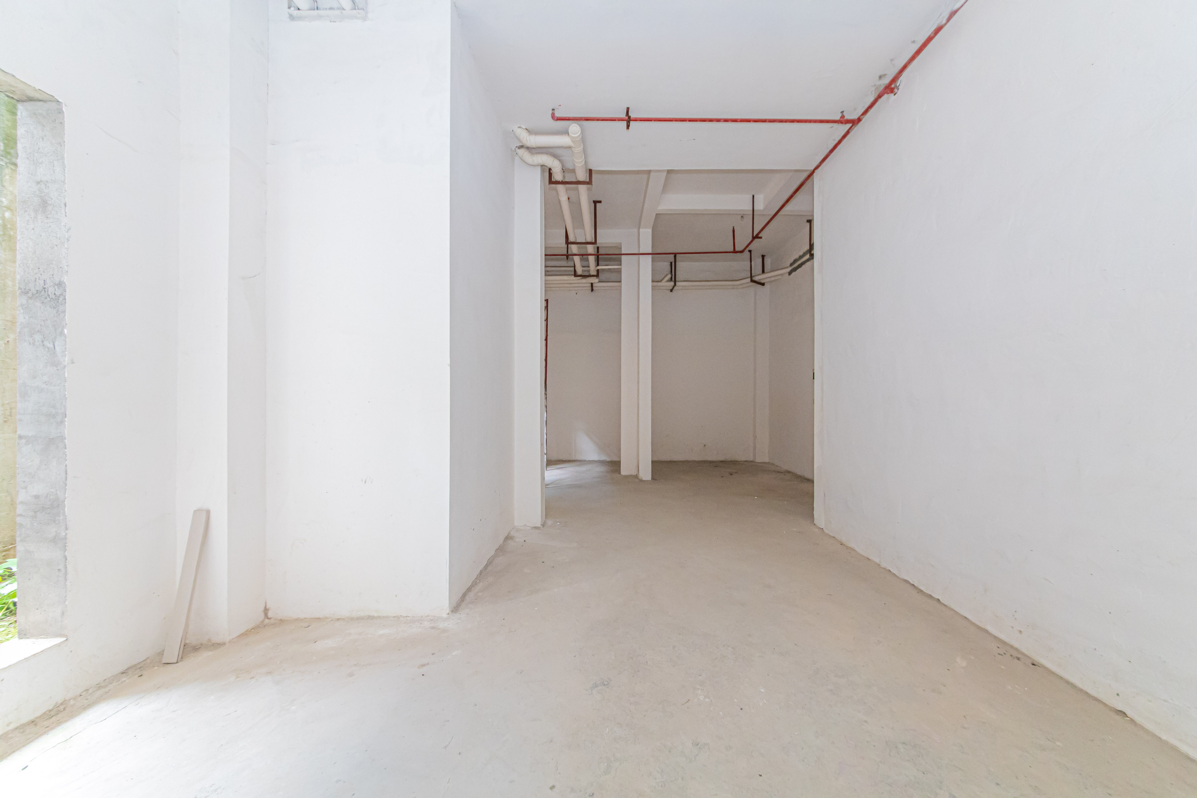 九峰拾號院  4室2厅2卫    210.0万其他