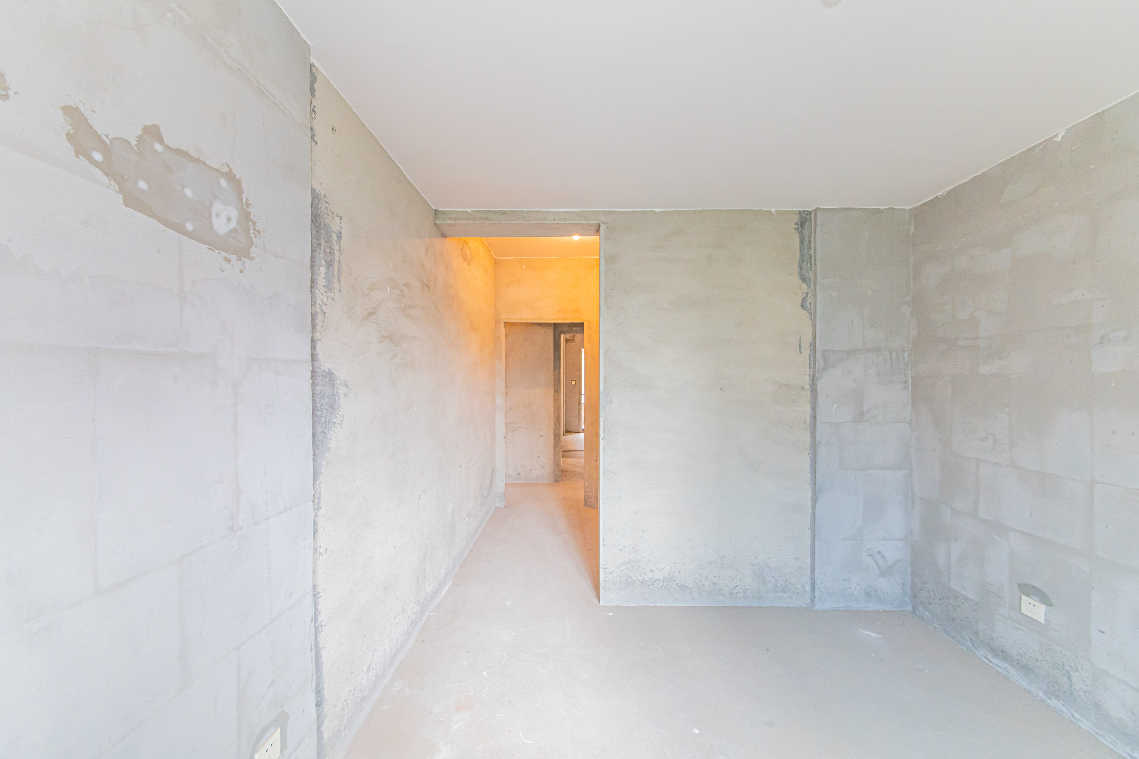 九峰拾號院  4室2厅2卫    210.0万卧室