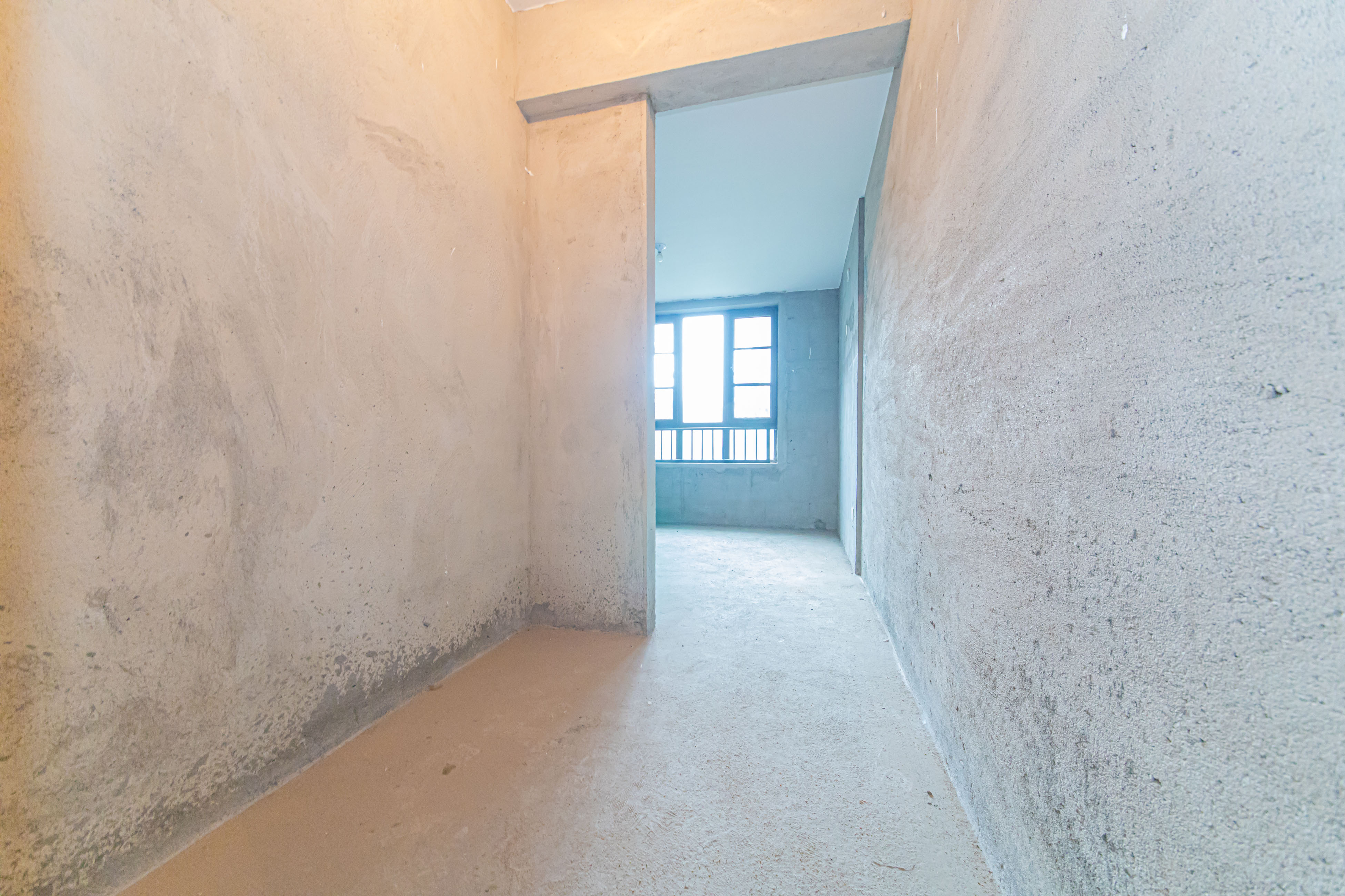 九峰拾號院  4室2厅2卫    210.0万卧室