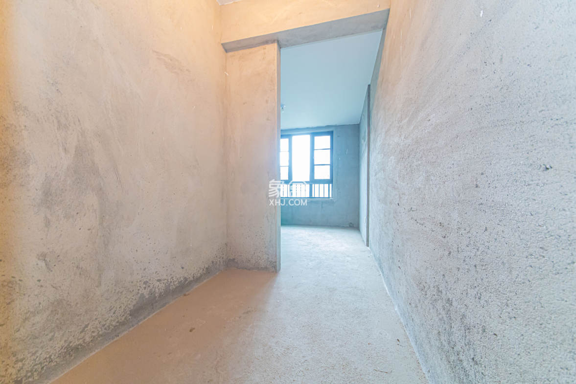 九峰拾號院  4室2厅2卫    210.0万 九峰拾號院  4室2厅2卫    210.0万卧室