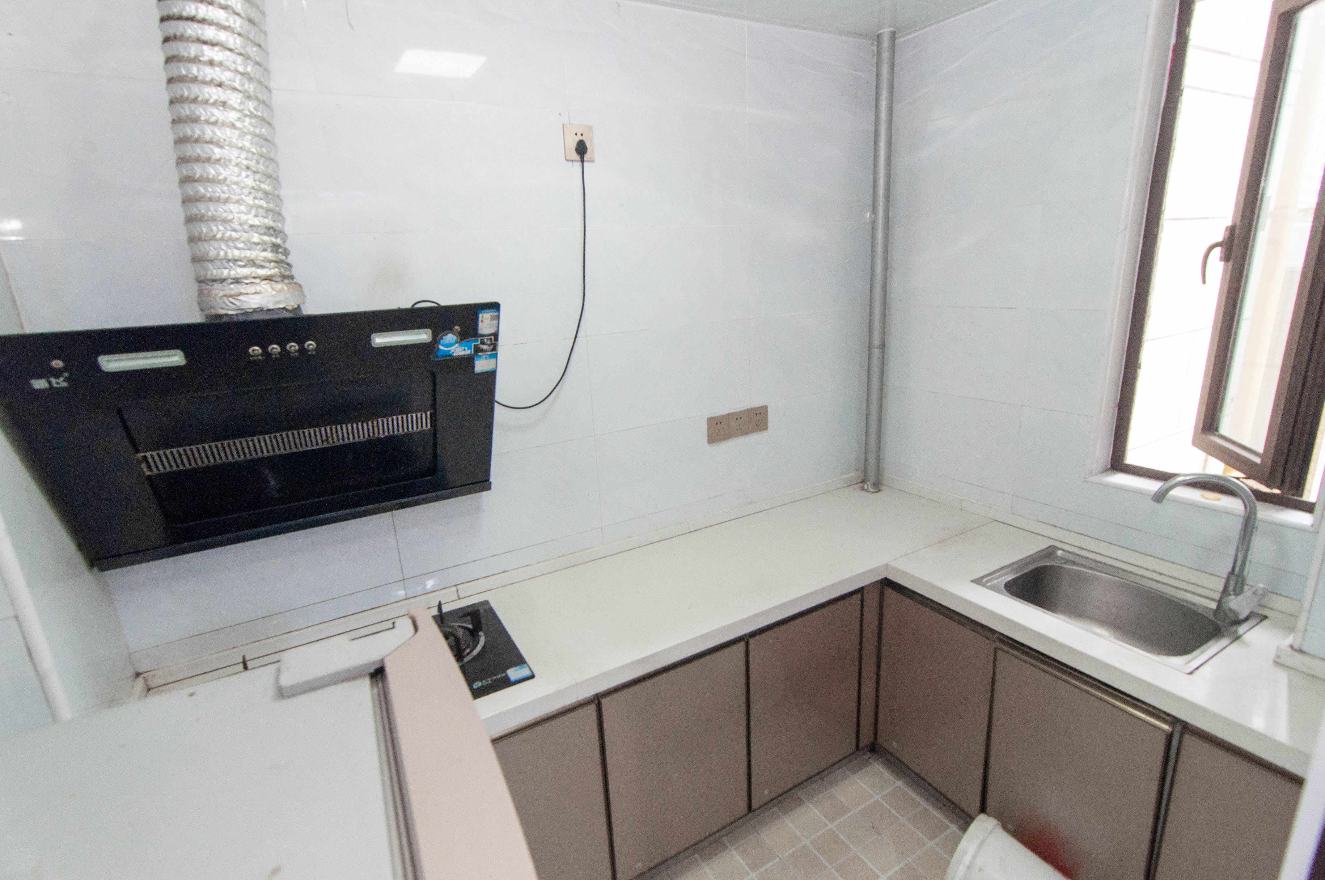 卓越浅水湾 4室2厅2卫 126.7万 卓越浅水湾 4室2厅2卫 126.7万厨房