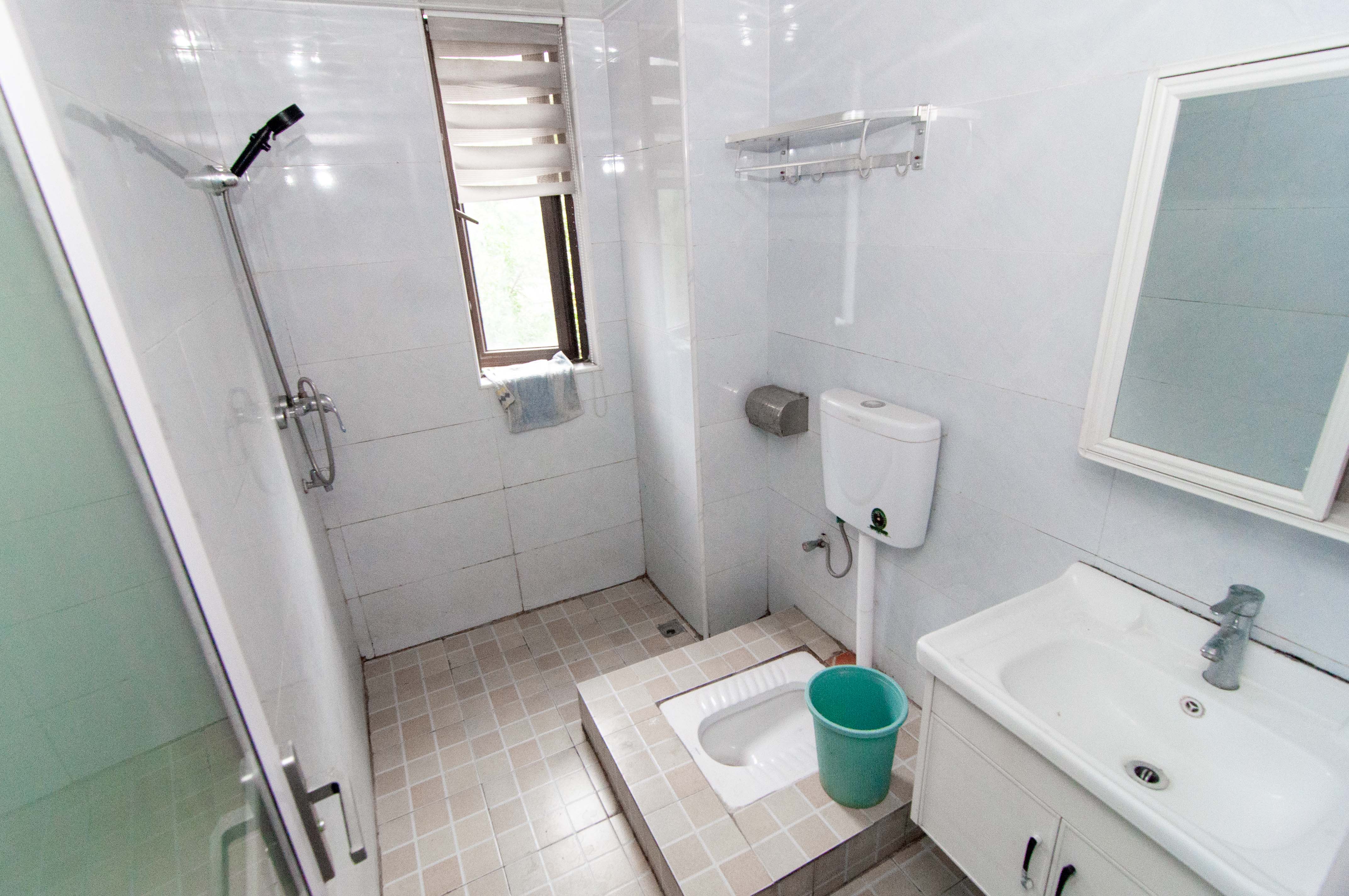 卓越浅水湾 4室2厅2卫 126.7万 卓越浅水湾 4室2厅2卫 126.7万卫生间