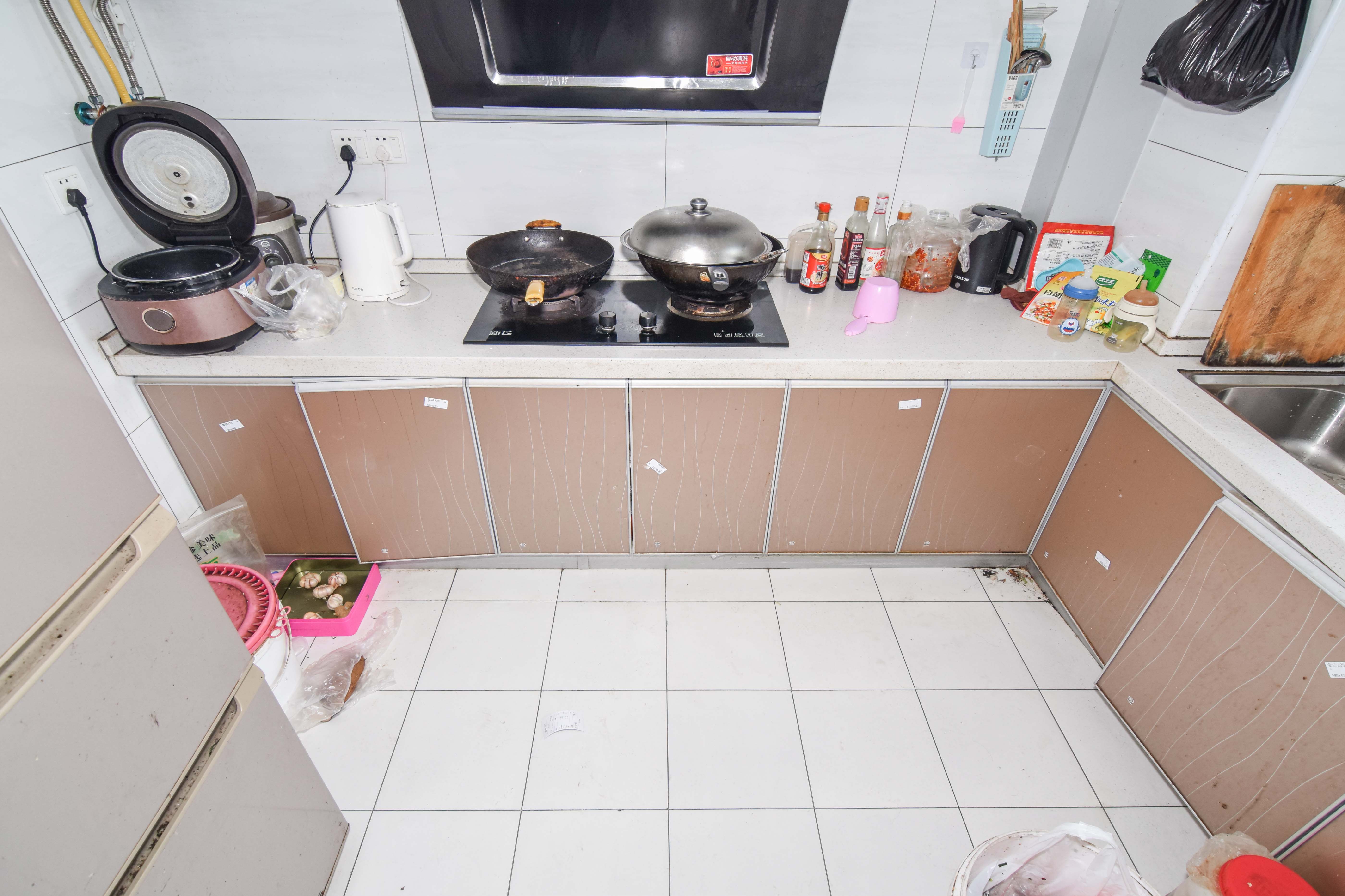 新华联梦想城  4室2厅2卫    115.0万厨房