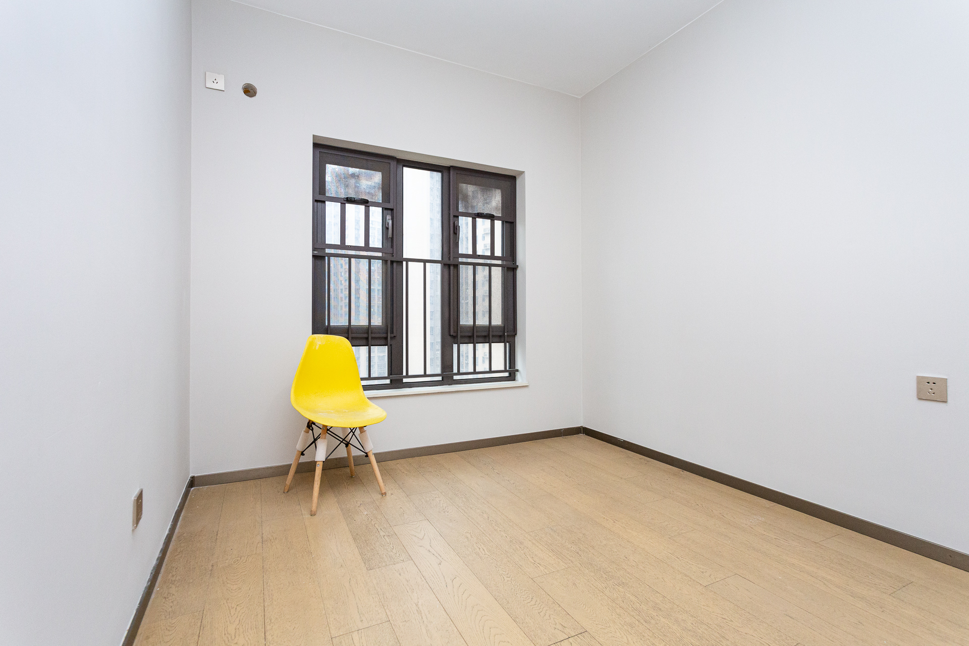 时代倾城四期 3室2厅2卫 102.8万 时代倾城四期 3室2厅2卫 102.8万卧室