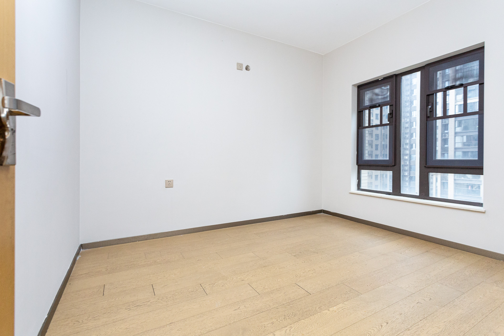 时代倾城四期 3室2厅2卫 102.8万 时代倾城四期 3室2厅2卫 102.8万卧室