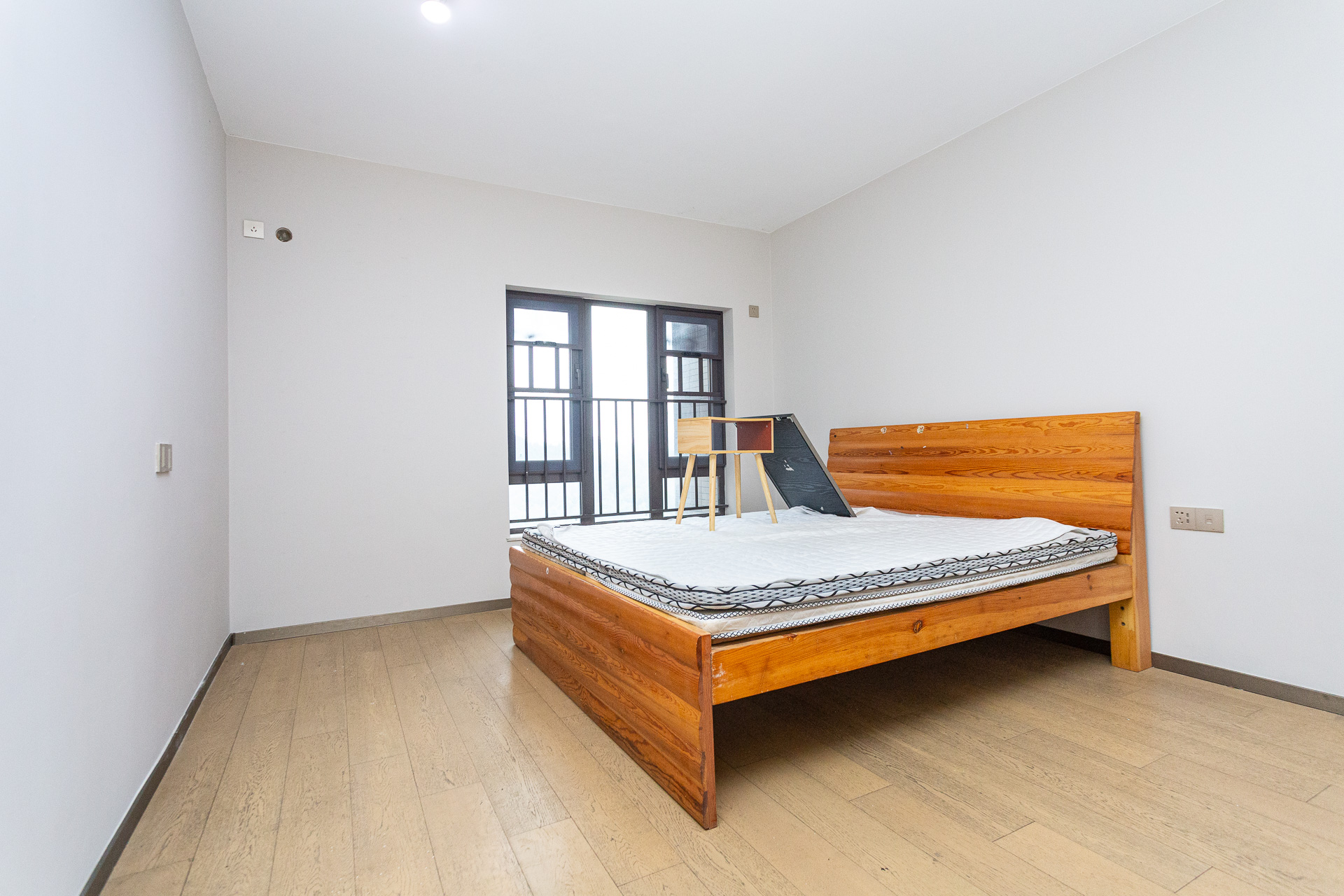 时代倾城四期 3室2厅2卫 102.8万 时代倾城四期 3室2厅2卫 102.8万卧室