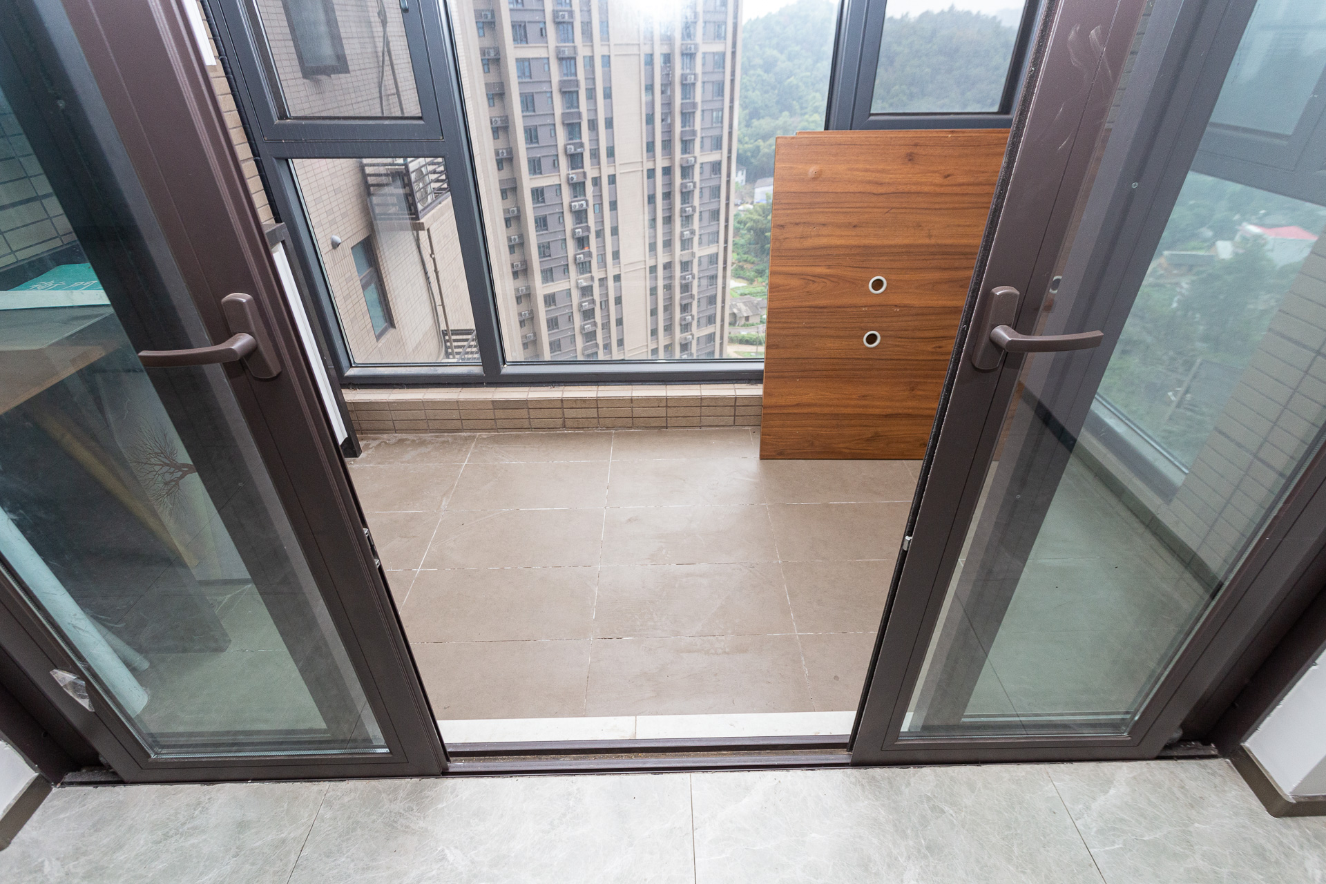 时代倾城四期 3室2厅2卫 102.8万 时代倾城四期 3室2厅2卫 102.8万阳台