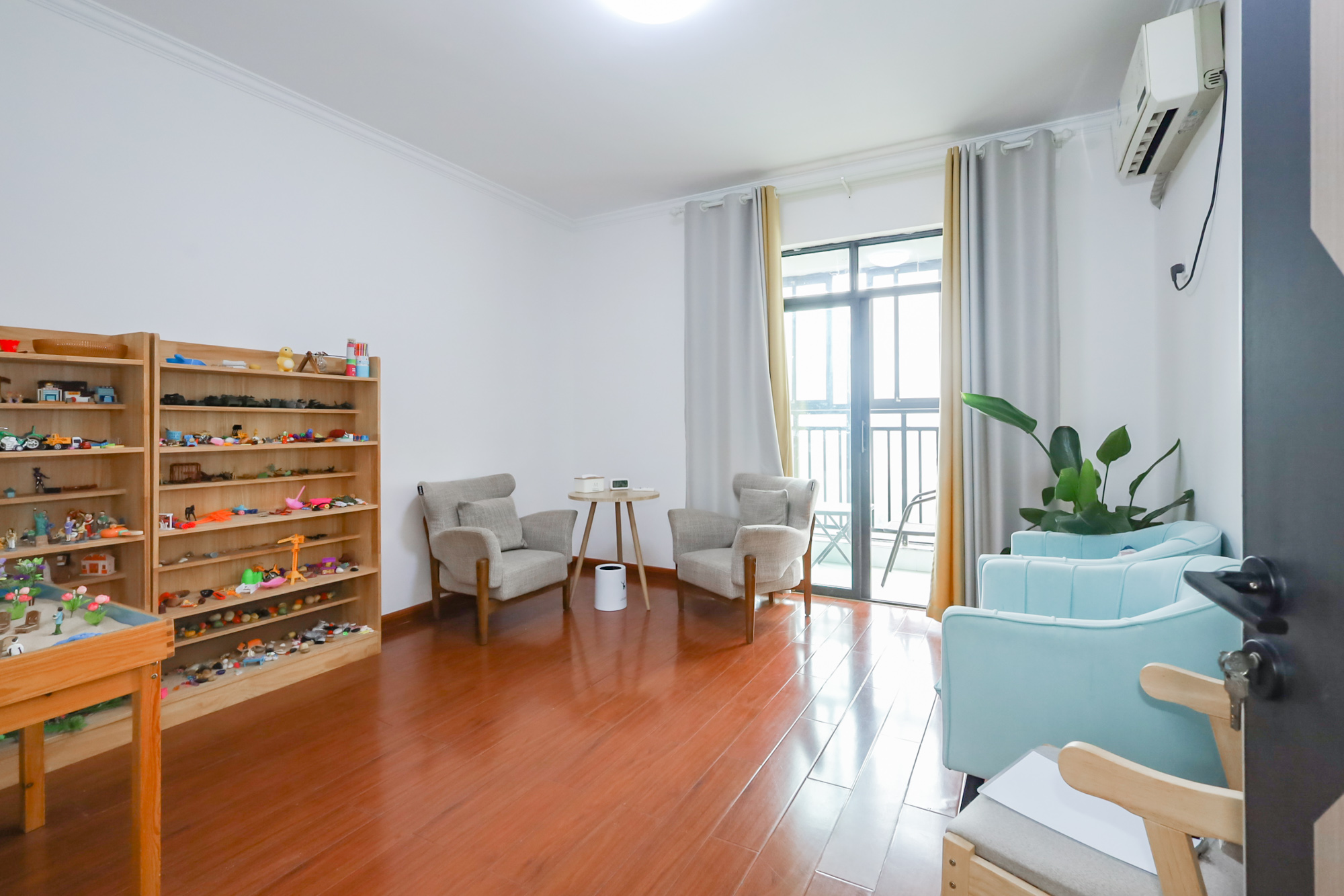 湘腾城市广场 3室2厅2卫 125.0万 湘腾城市广场 3室2厅2卫 125.0万卧室