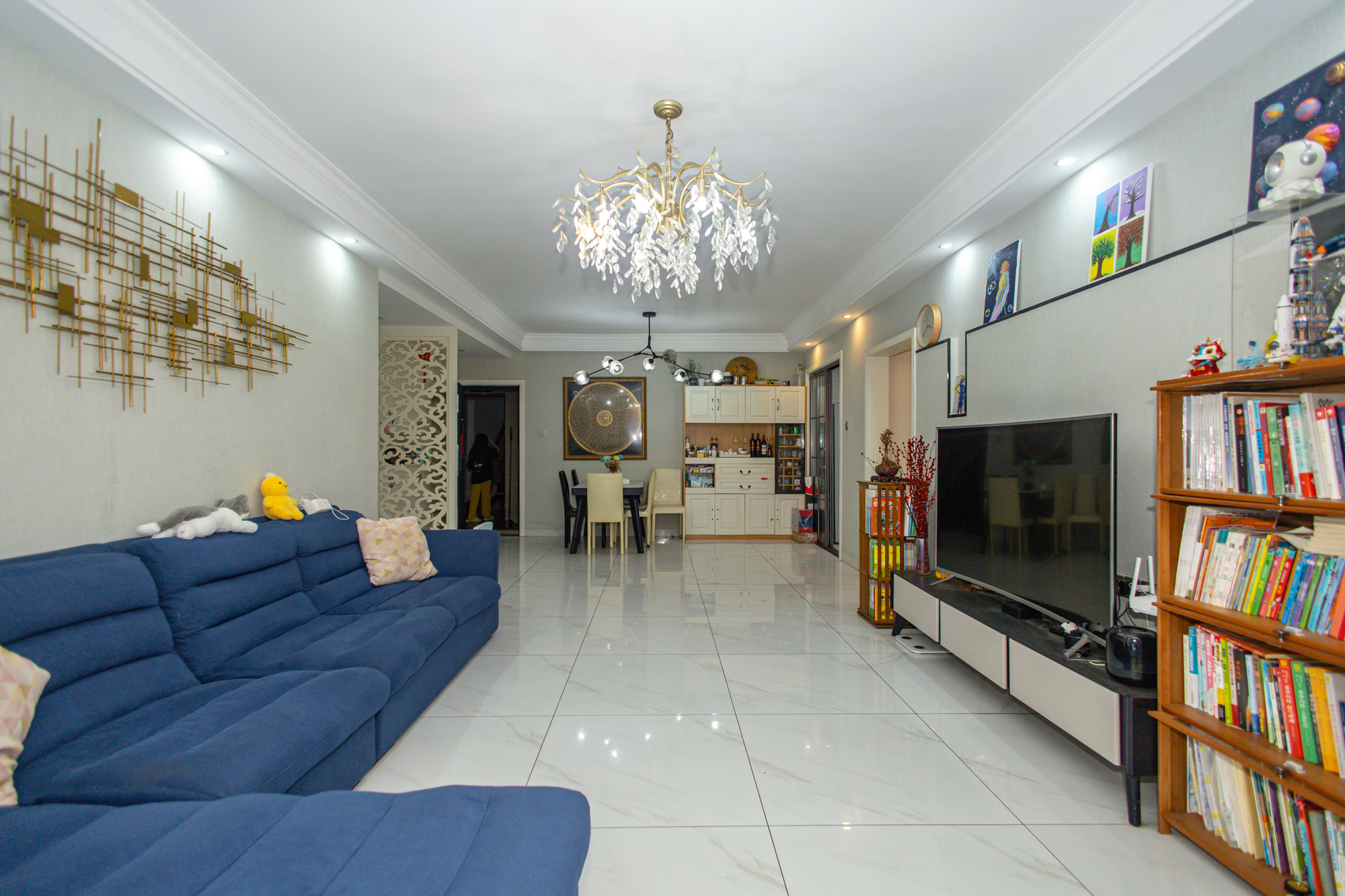 蓝山郡 3室2厅2卫 101.0万 蓝山郡 3室2厅2卫 101.0万客厅