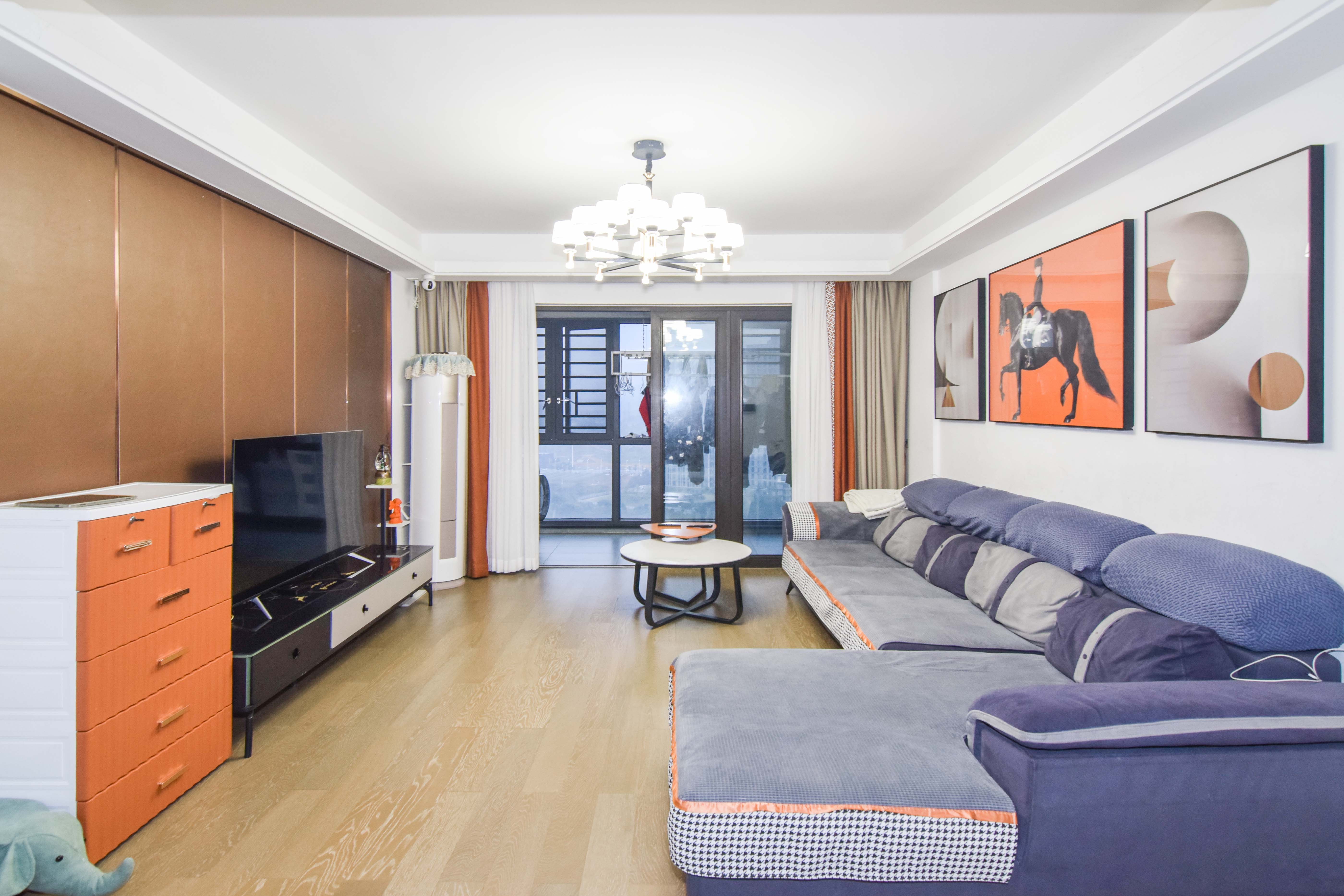 美的翰城  4室2厅2卫    85.0万 美的翰城  4室2厅2卫    85.0万