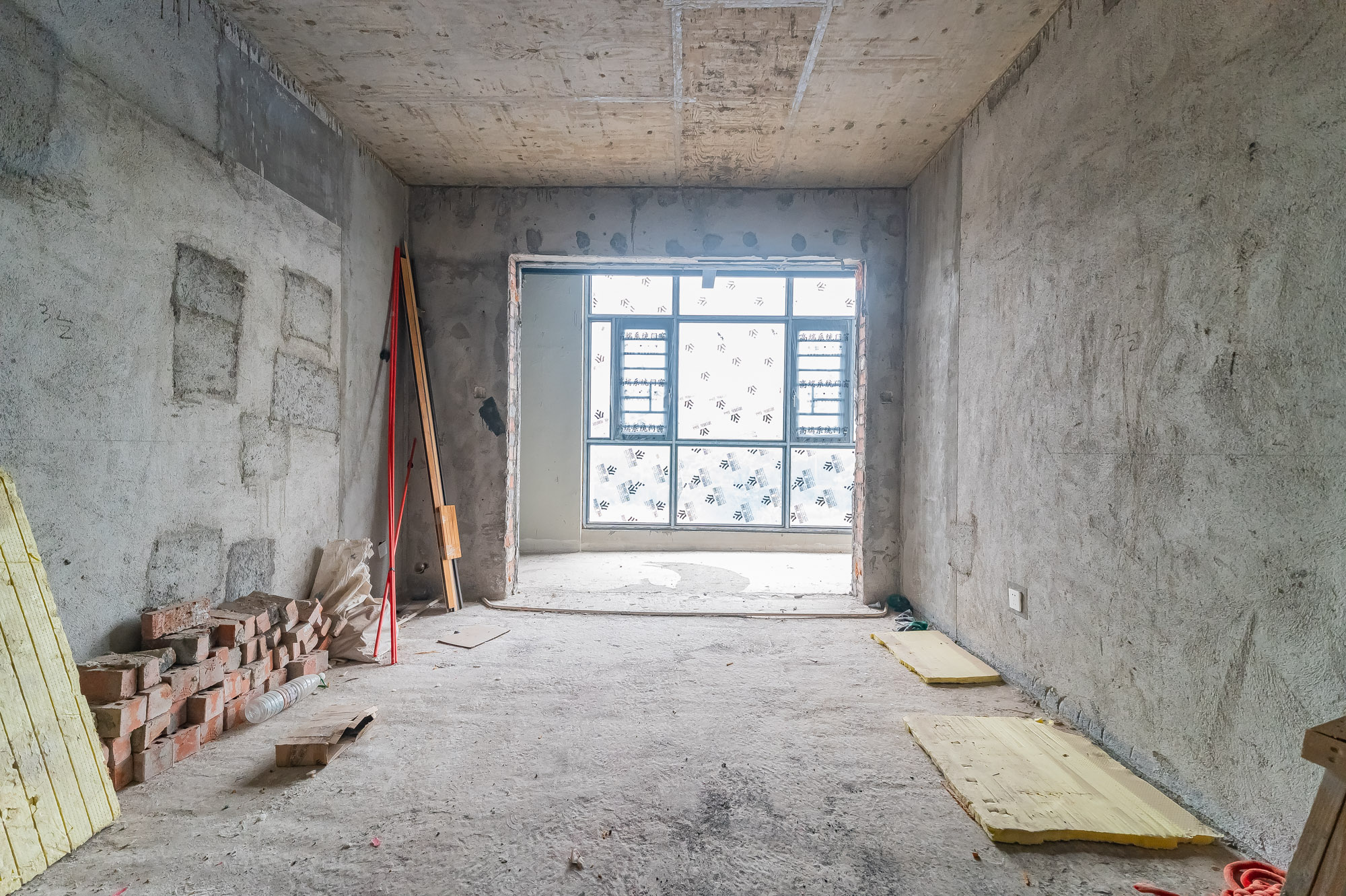 金辉优步星樾 4室2厅2卫 94.6万 金辉优步星樾 4室2厅2卫 94.6万客厅