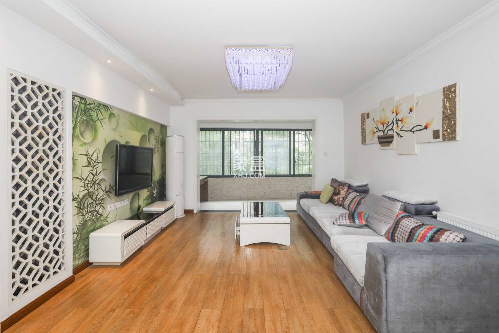 保利麓谷林语C区  4室2厅2卫    115.0万