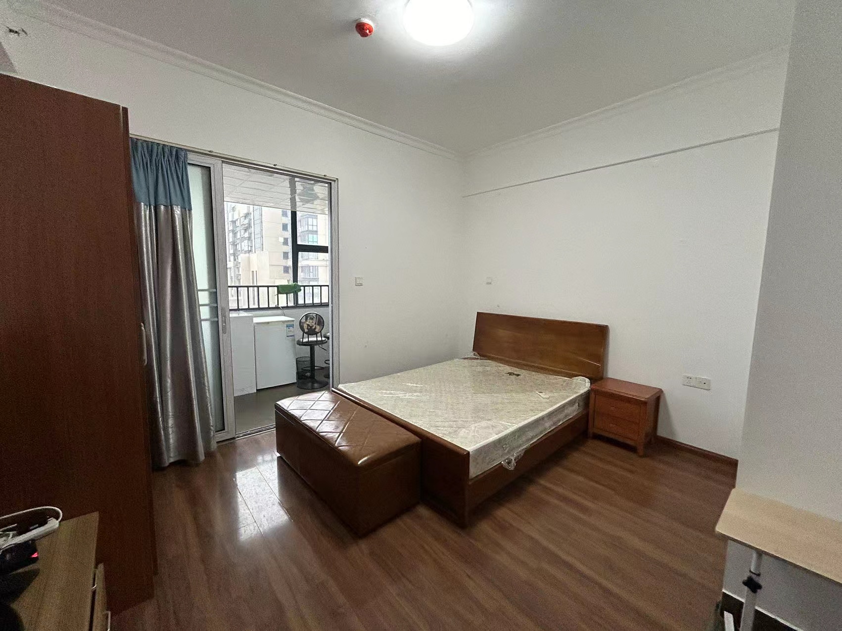 文艺复兴(未来城)  1室0厅1卫    24.0万 文艺复兴(未来城)  1室0厅1卫    24.0万室内图