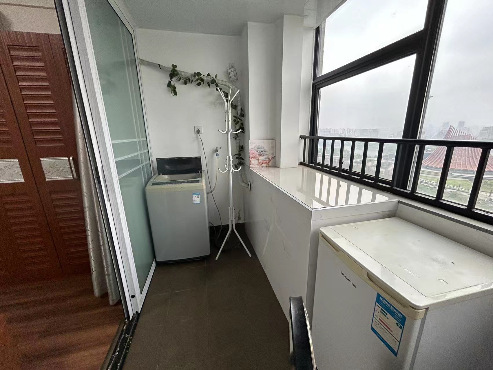 文艺复兴(未来城)  1室0厅1卫    24.0万 文艺复兴(未来城)  1室0厅1卫    24.0万室内图