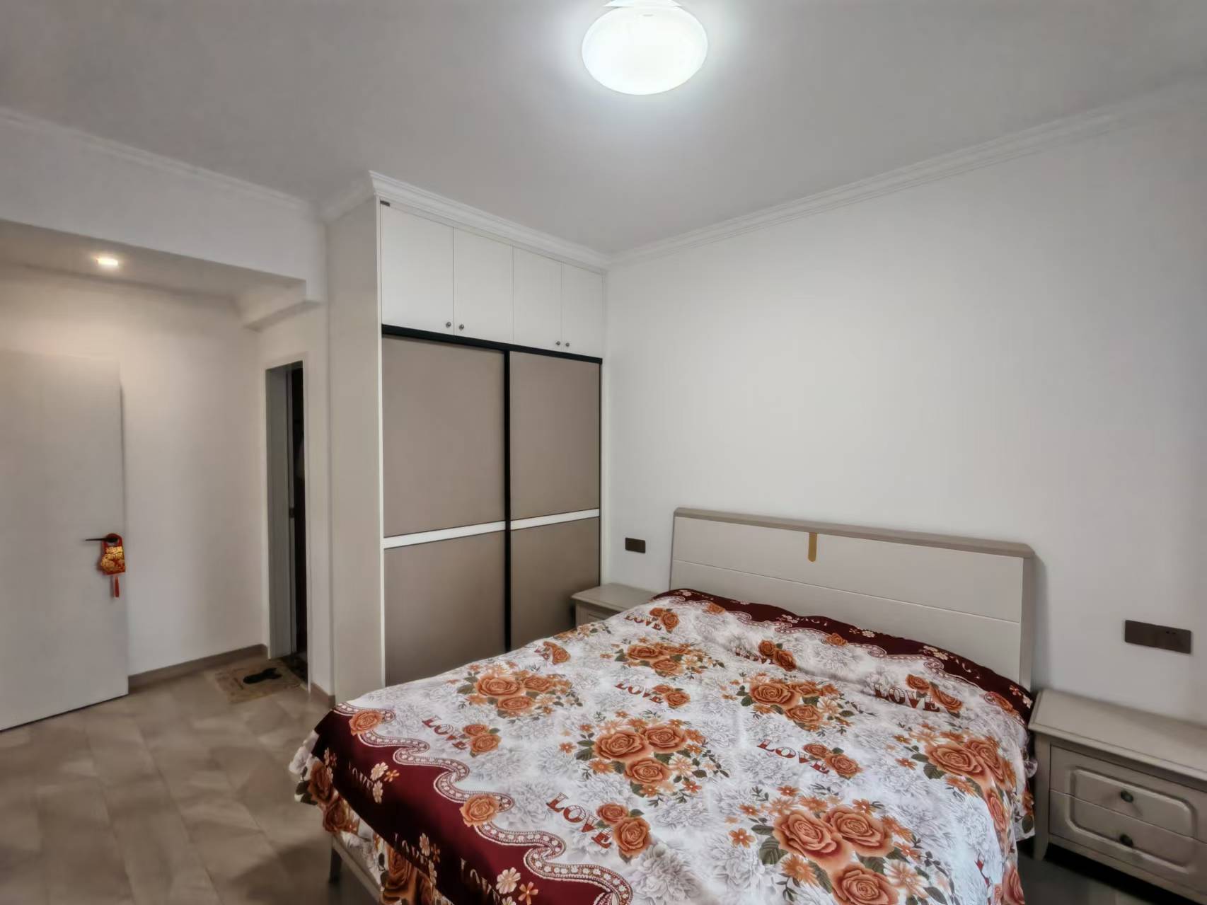 奥园广场 3室2厅2卫 90.0万 奥园广场 3室2厅2卫 90.0万室内图