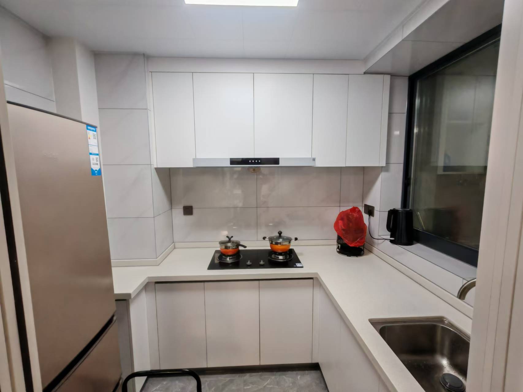 奥园广场 3室2厅2卫 90.0万 奥园广场 3室2厅2卫 90.0万室内图