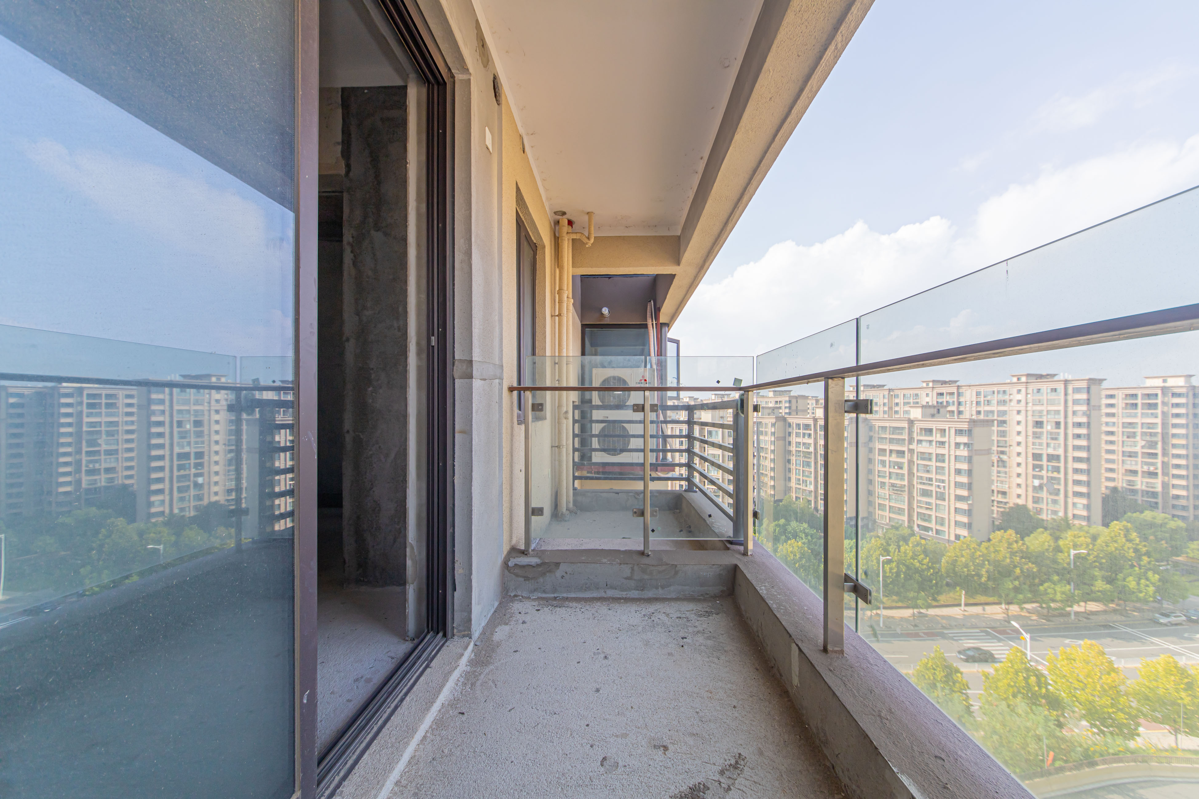 北辰中央公园辰玺洋房区  4室2厅2卫    203.8万 北辰中央公园辰玺洋房区  4室2厅2卫    203.8万阳台