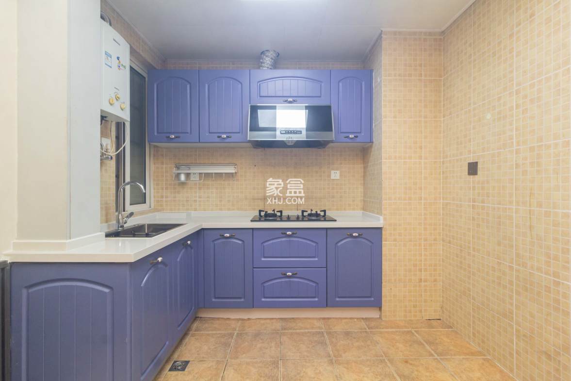 未来蜂巢  3室2厅2卫    45.8万 未来蜂巢  3室2厅2卫    45.8万厨房