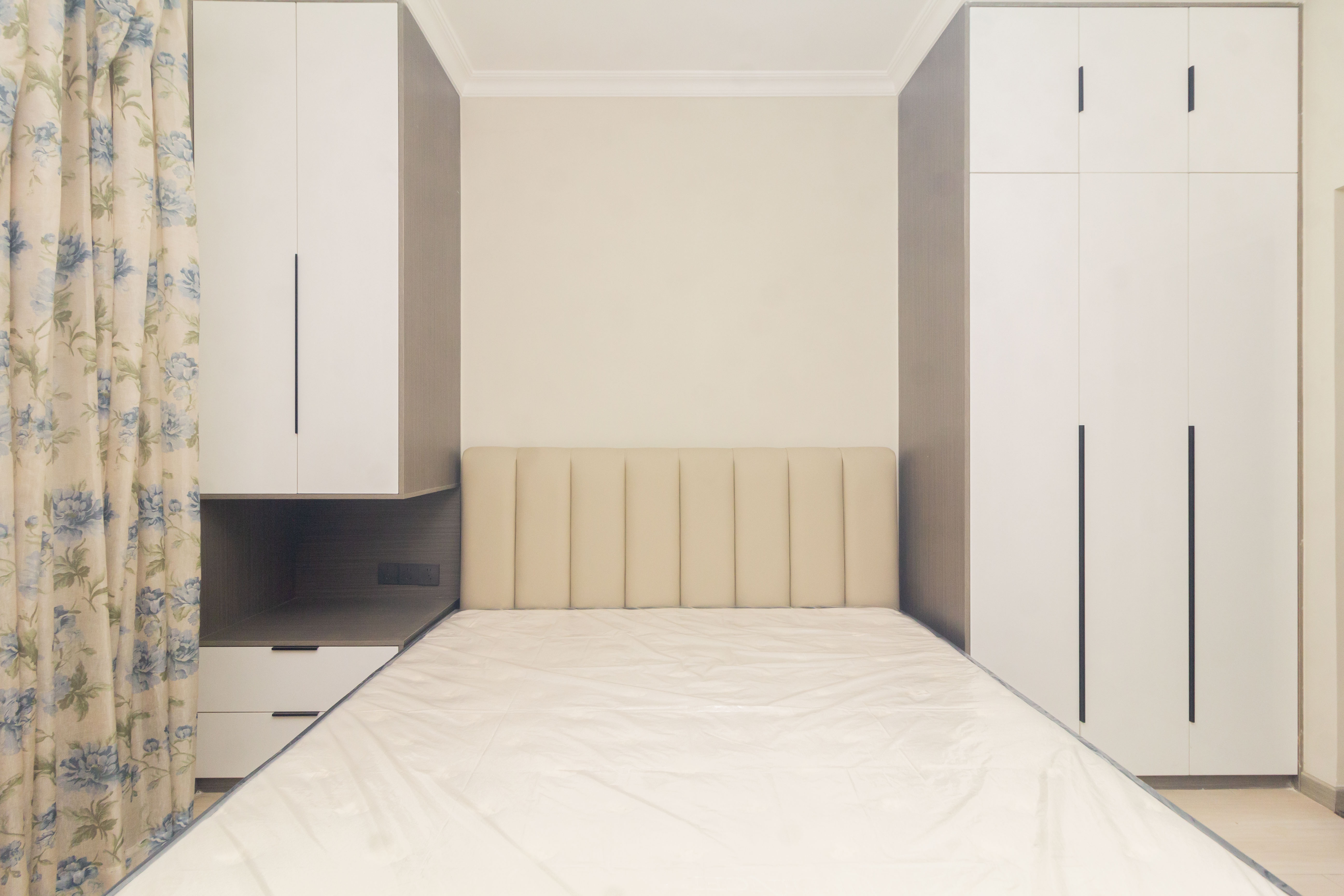 未来蜂巢  3室2厅2卫    45.8万 未来蜂巢  3室2厅2卫    45.8万卧室