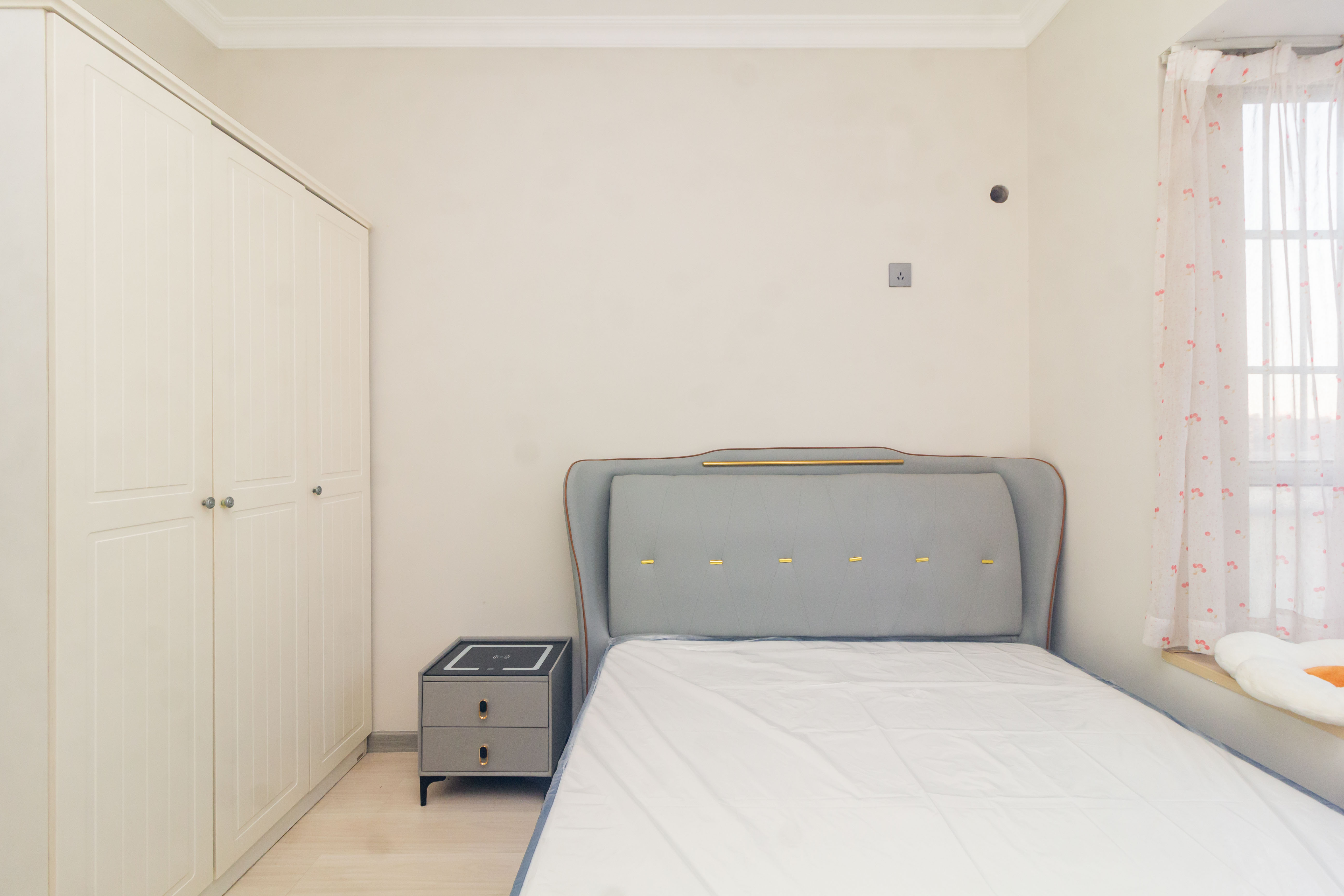 未来蜂巢  3室2厅2卫    45.8万 未来蜂巢  3室2厅2卫    45.8万卧室