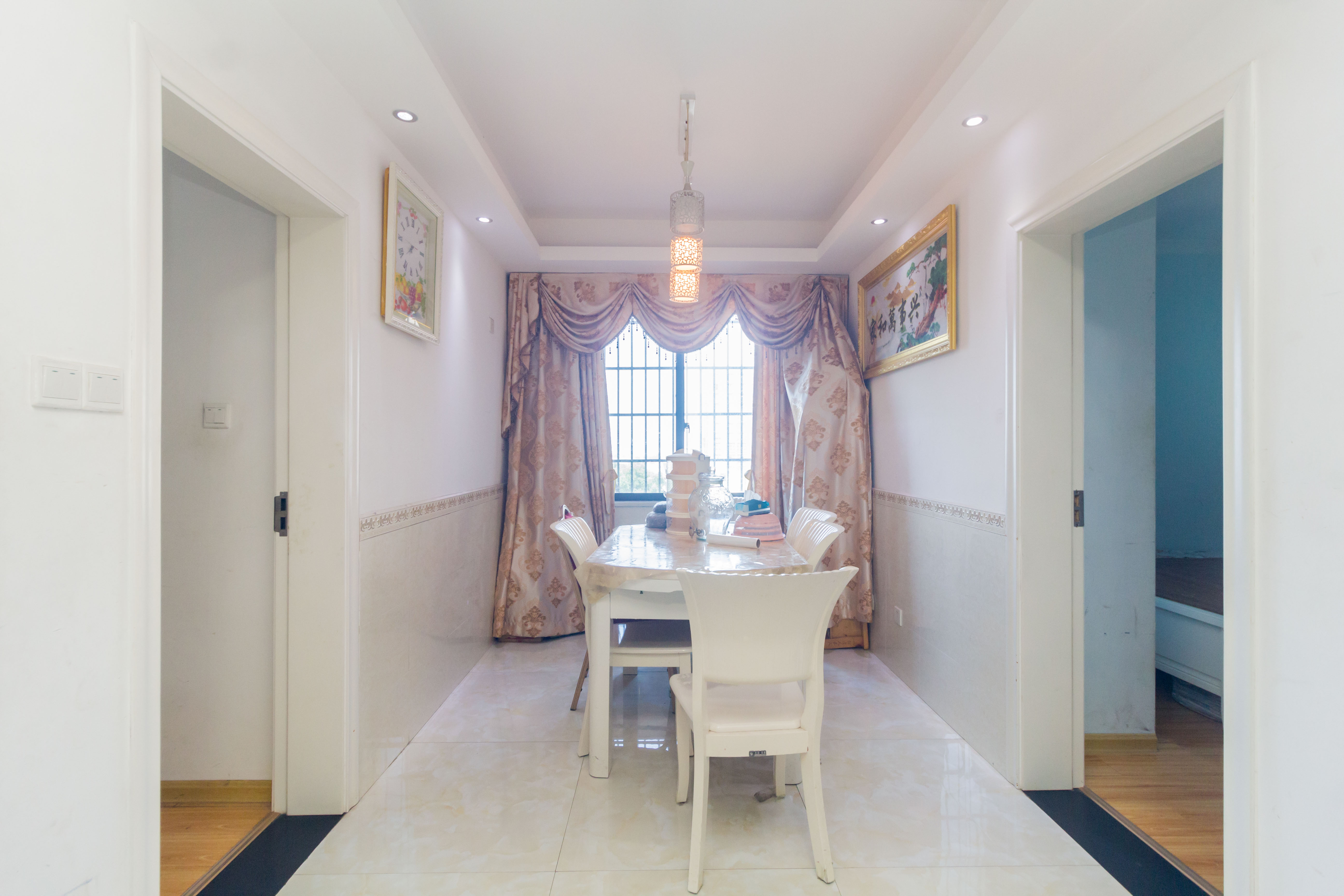 辉宏橄榄城  3室2厅2卫    78.8万 辉宏橄榄城  3室2厅2卫    78.8万客厅