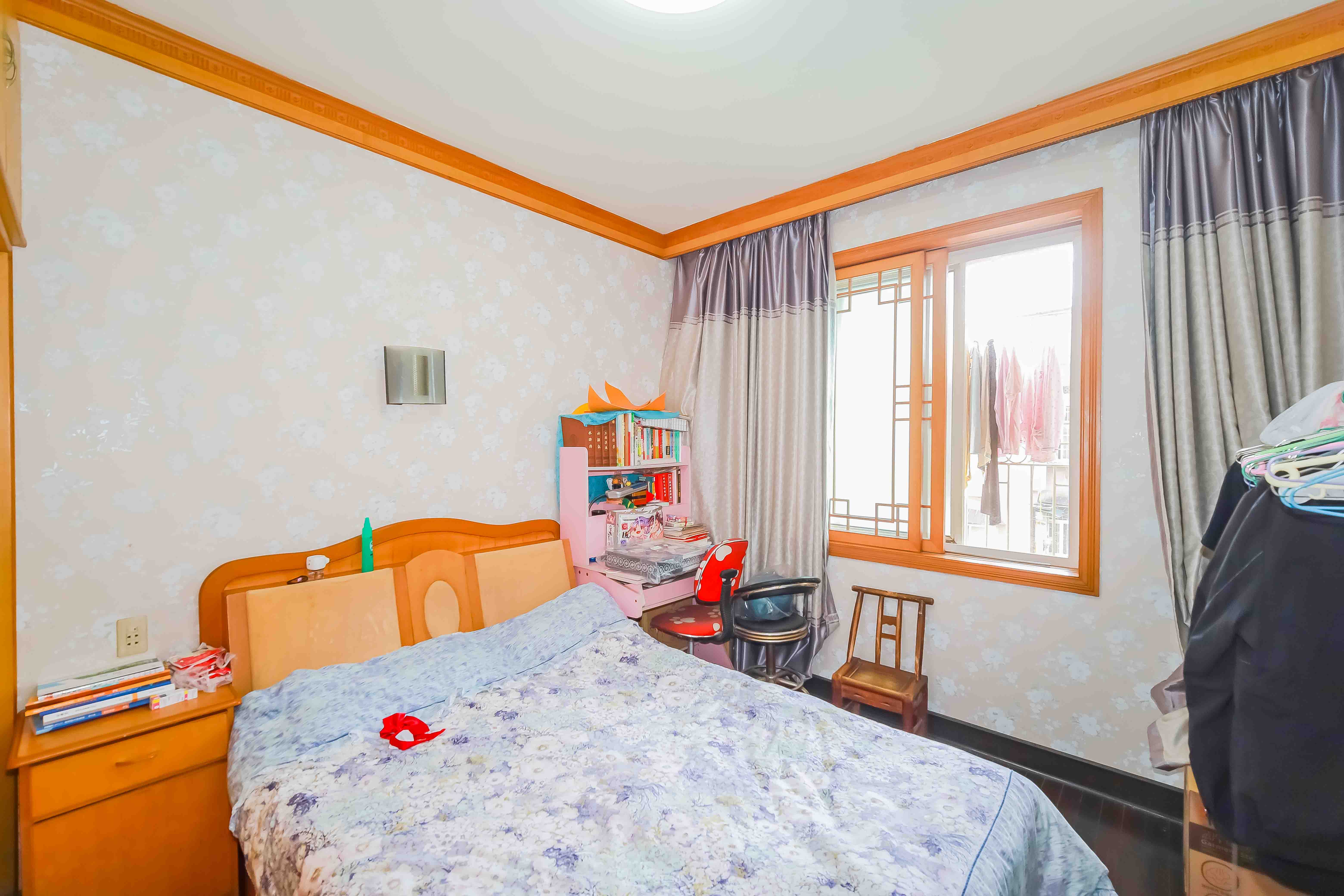 湖南石油化学工业局小区(侯家塘化工厅) 2室2厅1卫 55.0万 湖南石油化学工业局小区(侯家塘化工厅) 2室2厅1卫 55.0万卧室