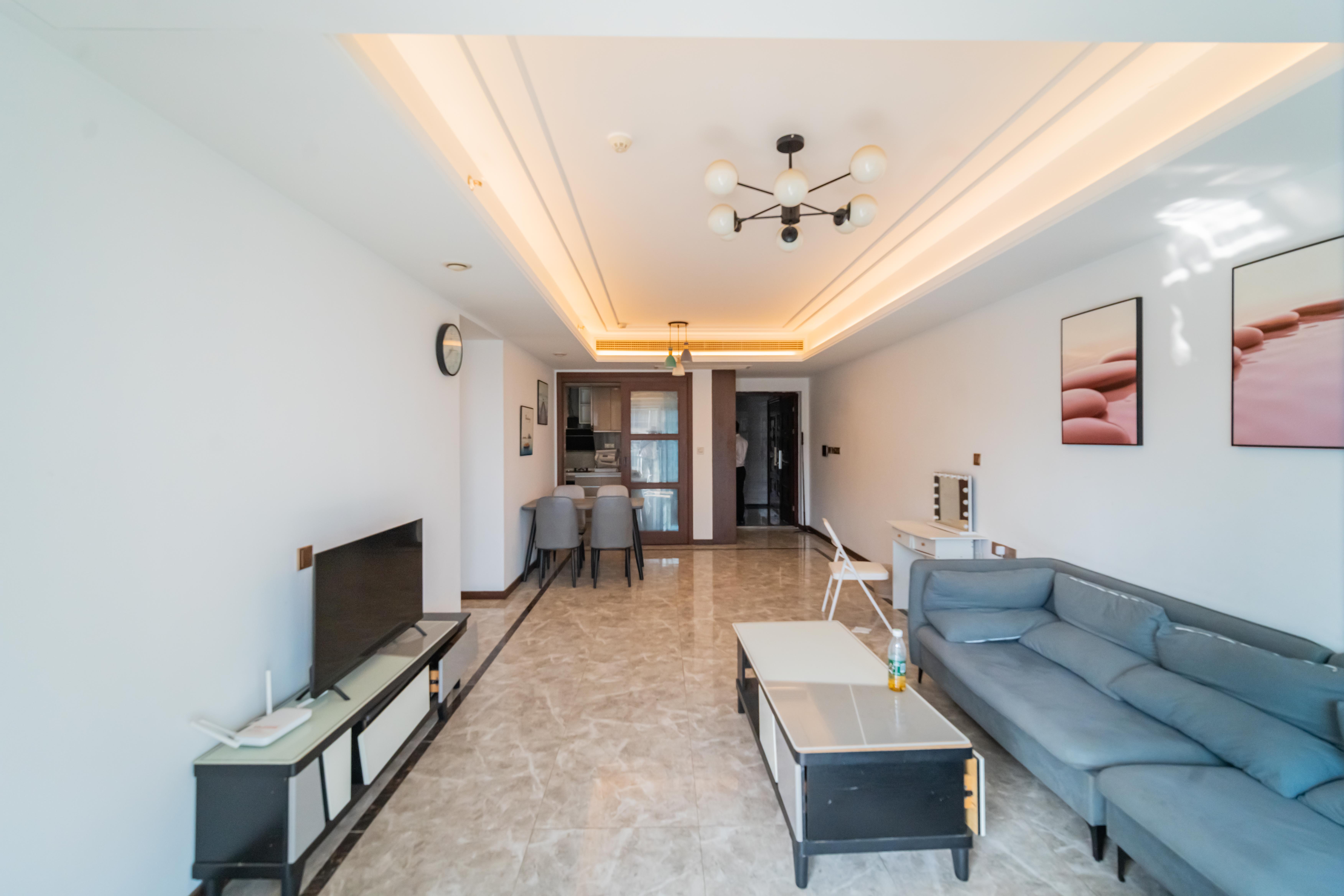 绿地长沙城际空间站(绿地新里佳苑)  3室2厅2卫    126.0万 绿地长沙城际空间站(绿地新里佳苑)  3室2厅2卫    126.0万客厅