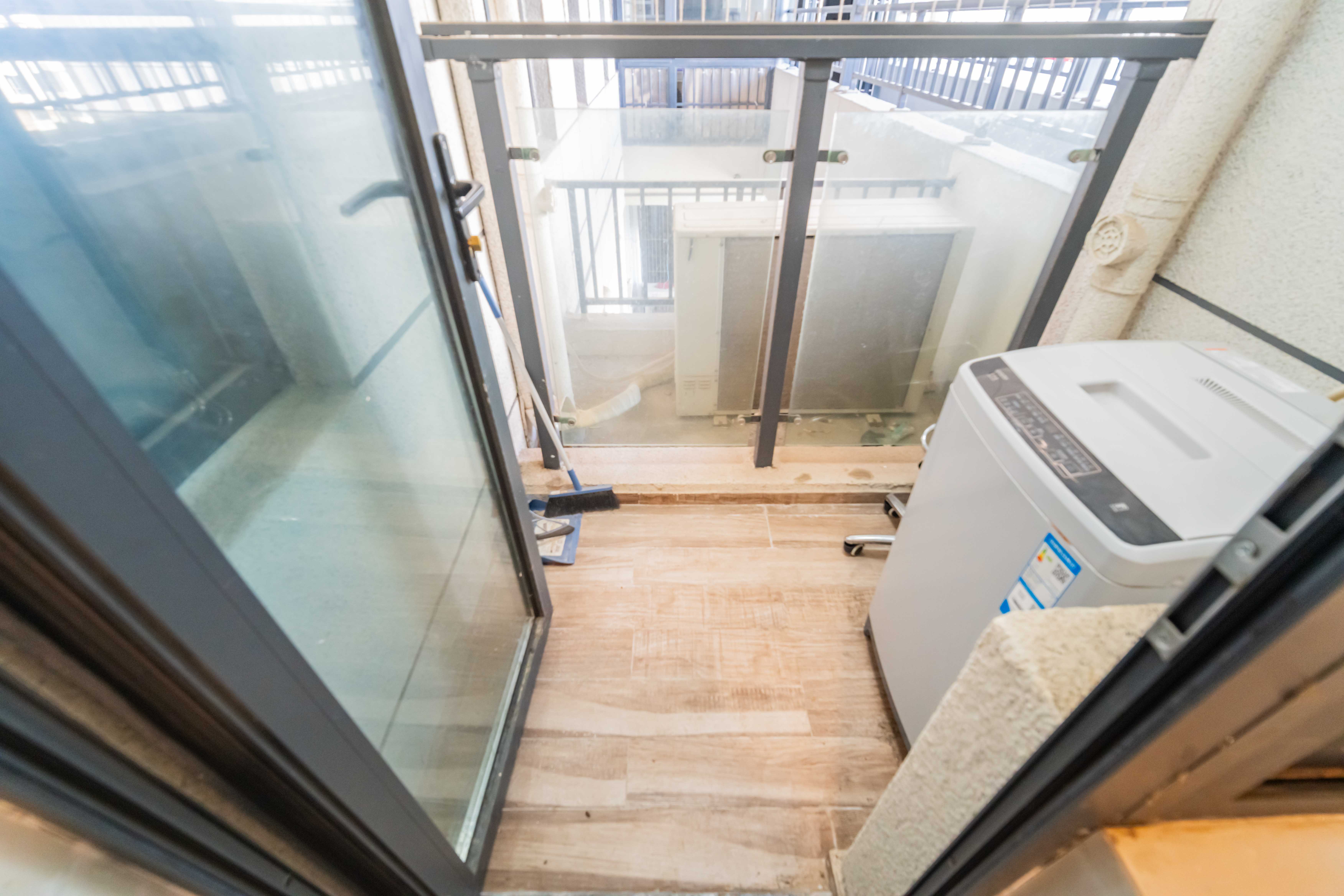 绿地长沙城际空间站(绿地新里佳苑)  3室2厅2卫    126.0万 绿地长沙城际空间站(绿地新里佳苑)  3室2厅2卫    126.0万厨房