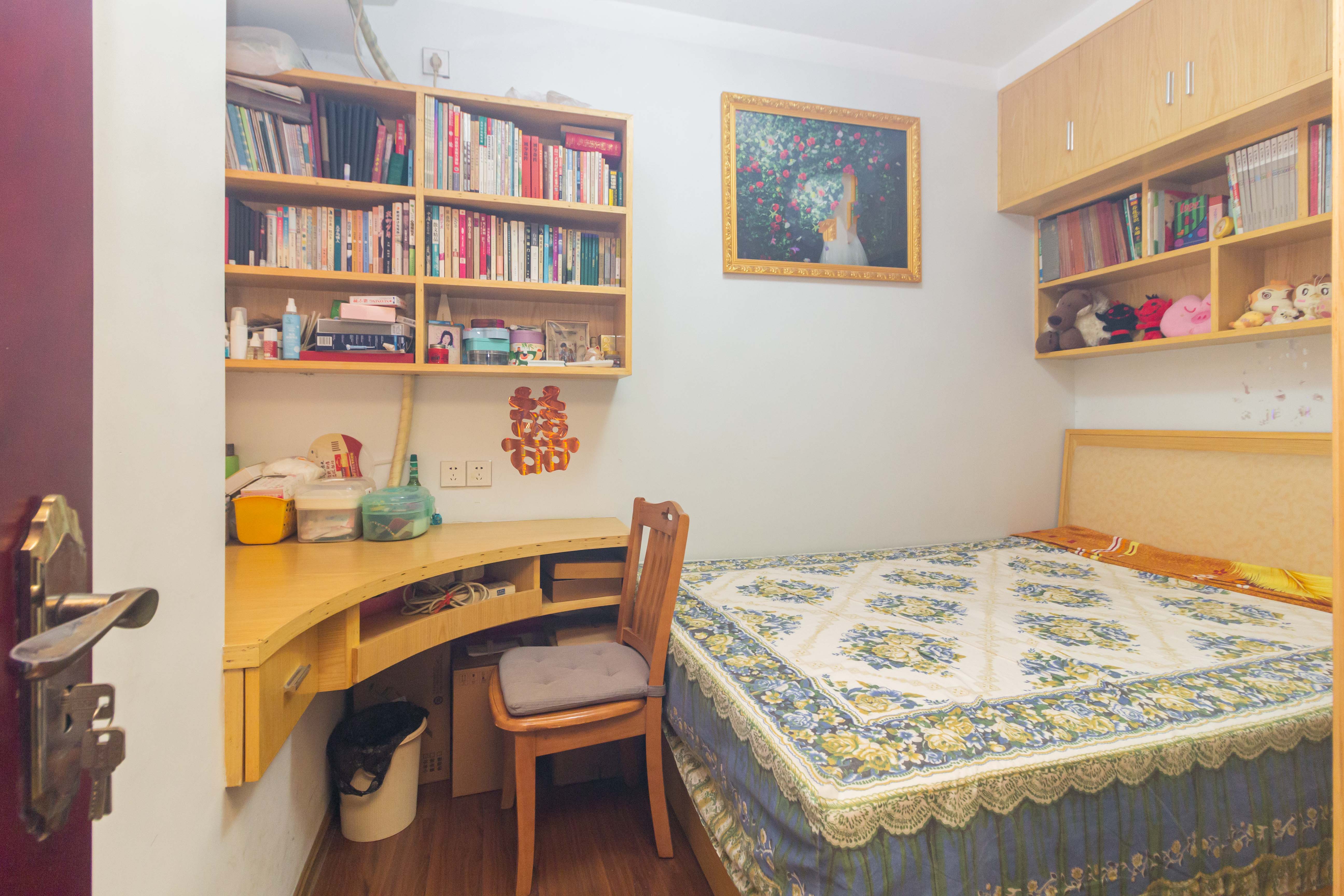 旭辉华庭 3室2厅1卫 44.8万 旭辉华庭 3室2厅1卫 44.8万卧室