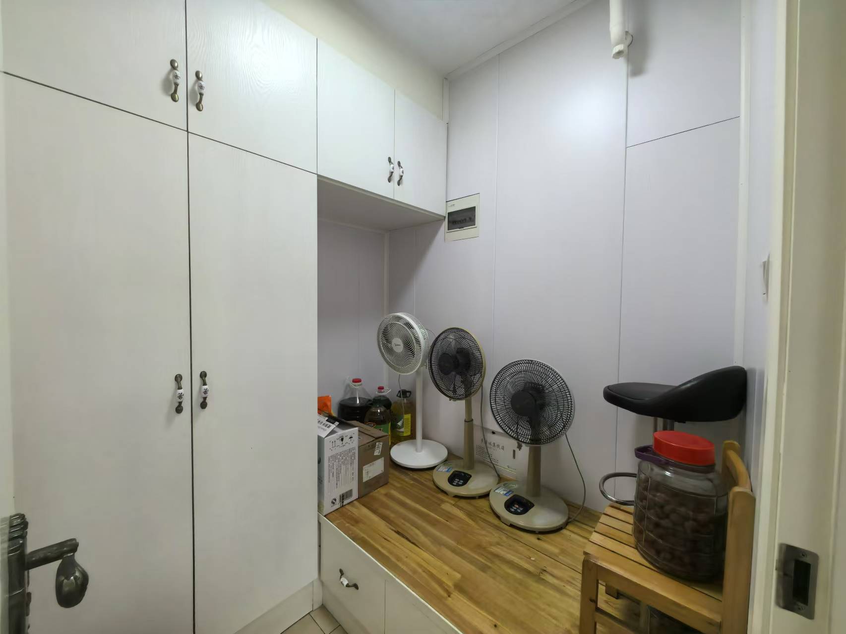 经世皇城 3室2厅2卫 48.0万 经世皇城 3室2厅2卫 48.0万室内图