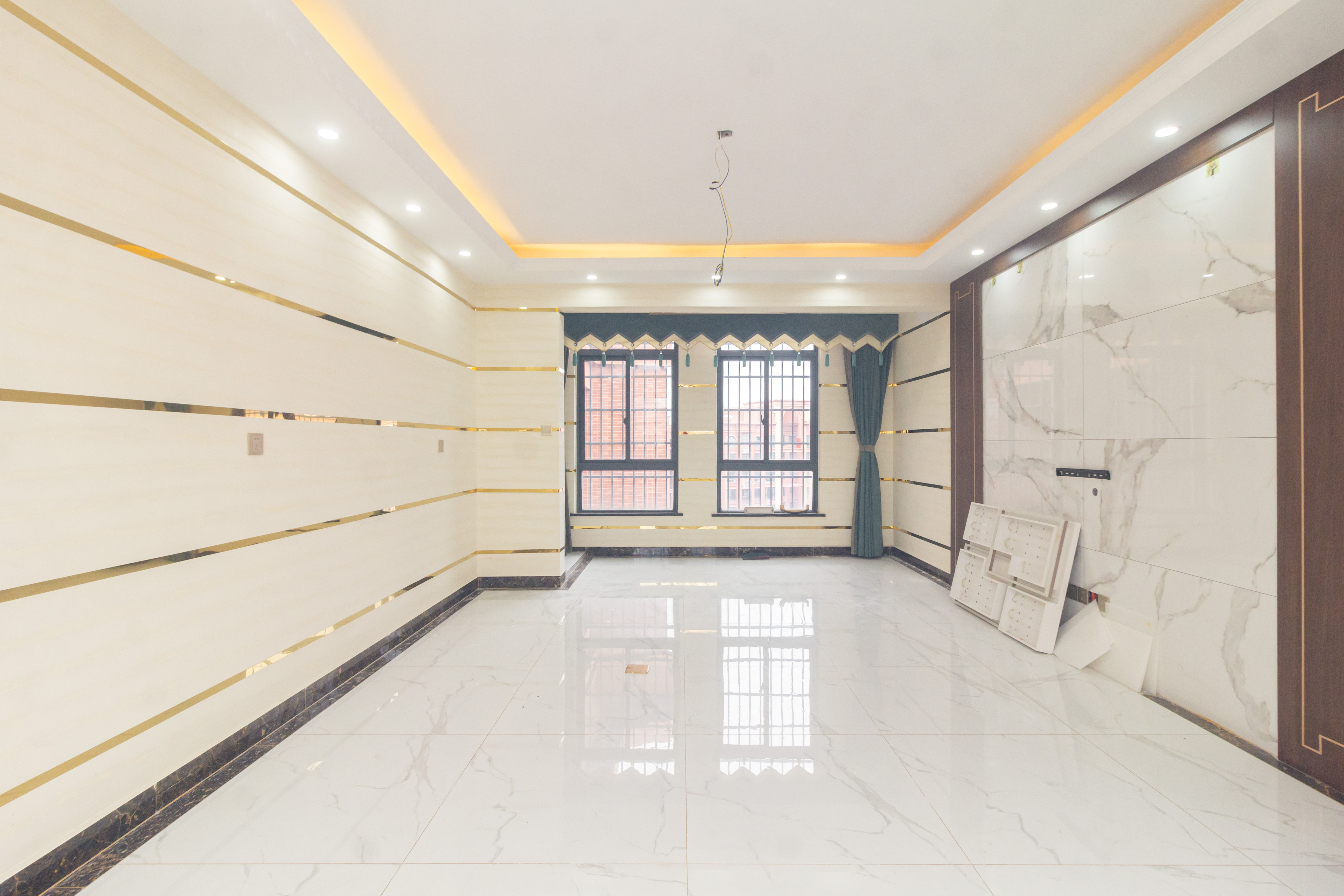 海德公园 4室2厅2卫 89.8万 海德公园 4室2厅2卫 89.8万客厅