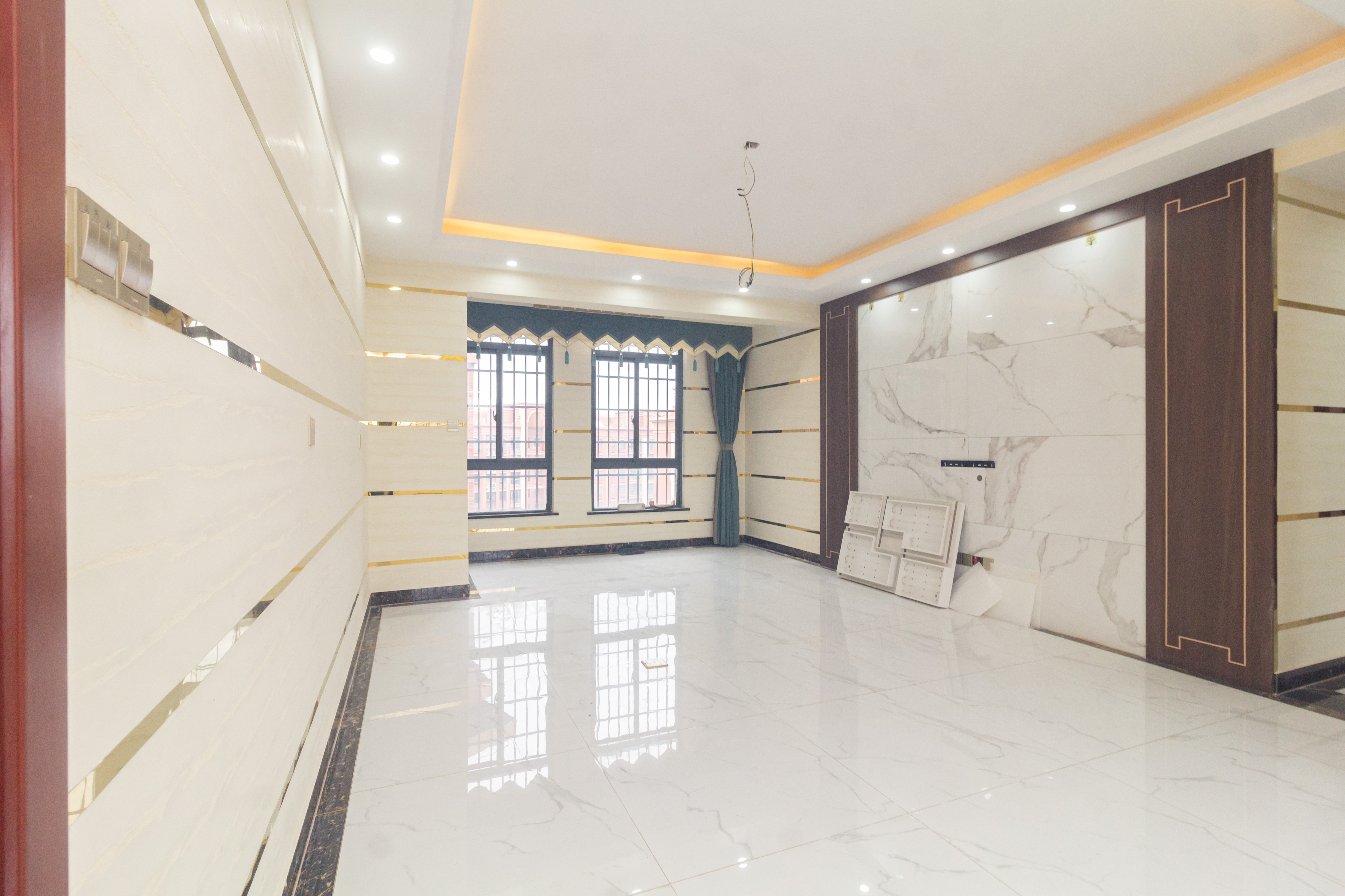 海德公园 4室2厅2卫 89.8万 海德公园 4室2厅2卫 89.8万客厅