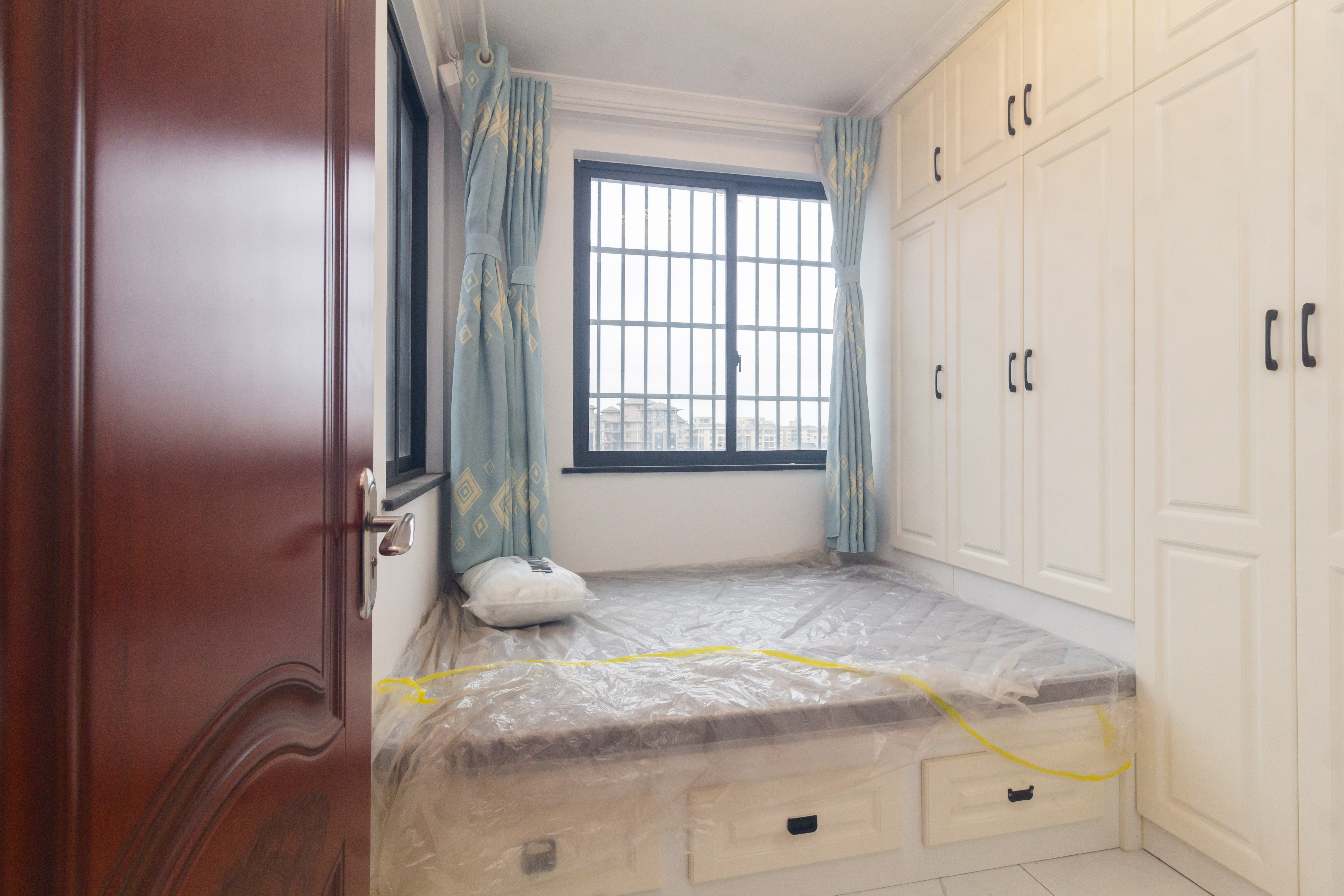 海德公园 4室2厅2卫 89.8万 海德公园 4室2厅2卫 89.8万卧室