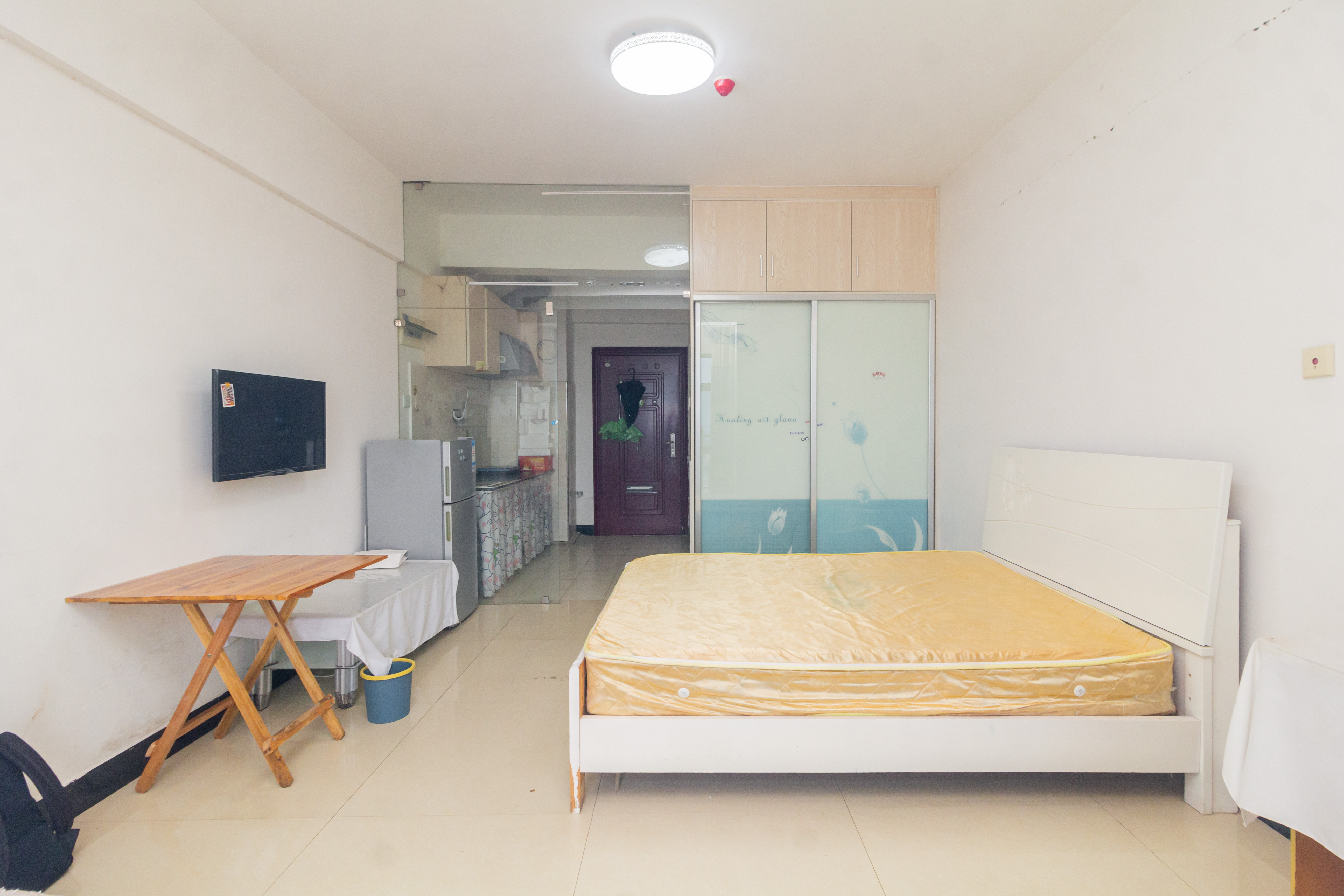 才子佳郡  1室1厅1卫    18.0万客厅